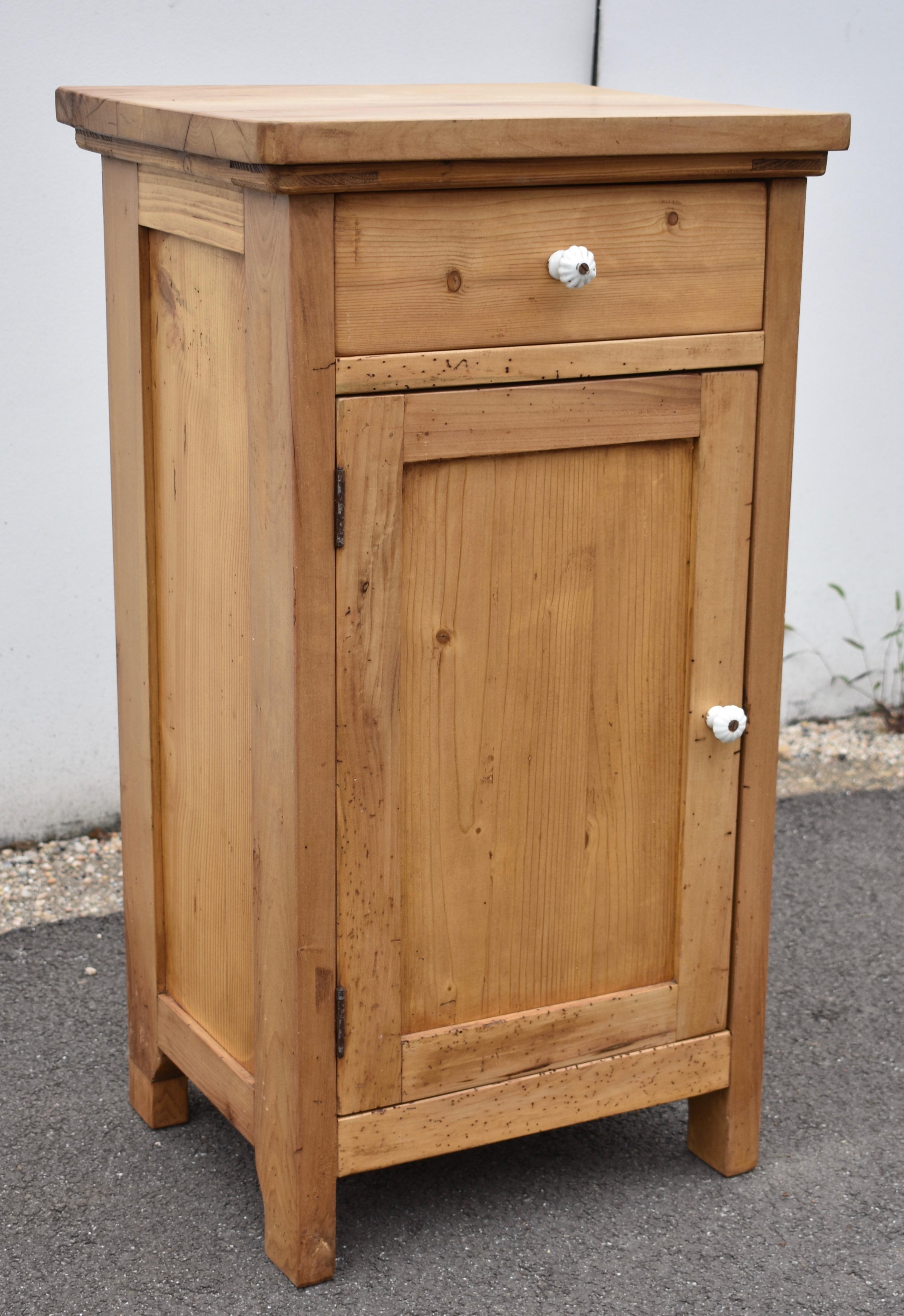 Country Pine and Beech Nightstand with One Door and One Drawer