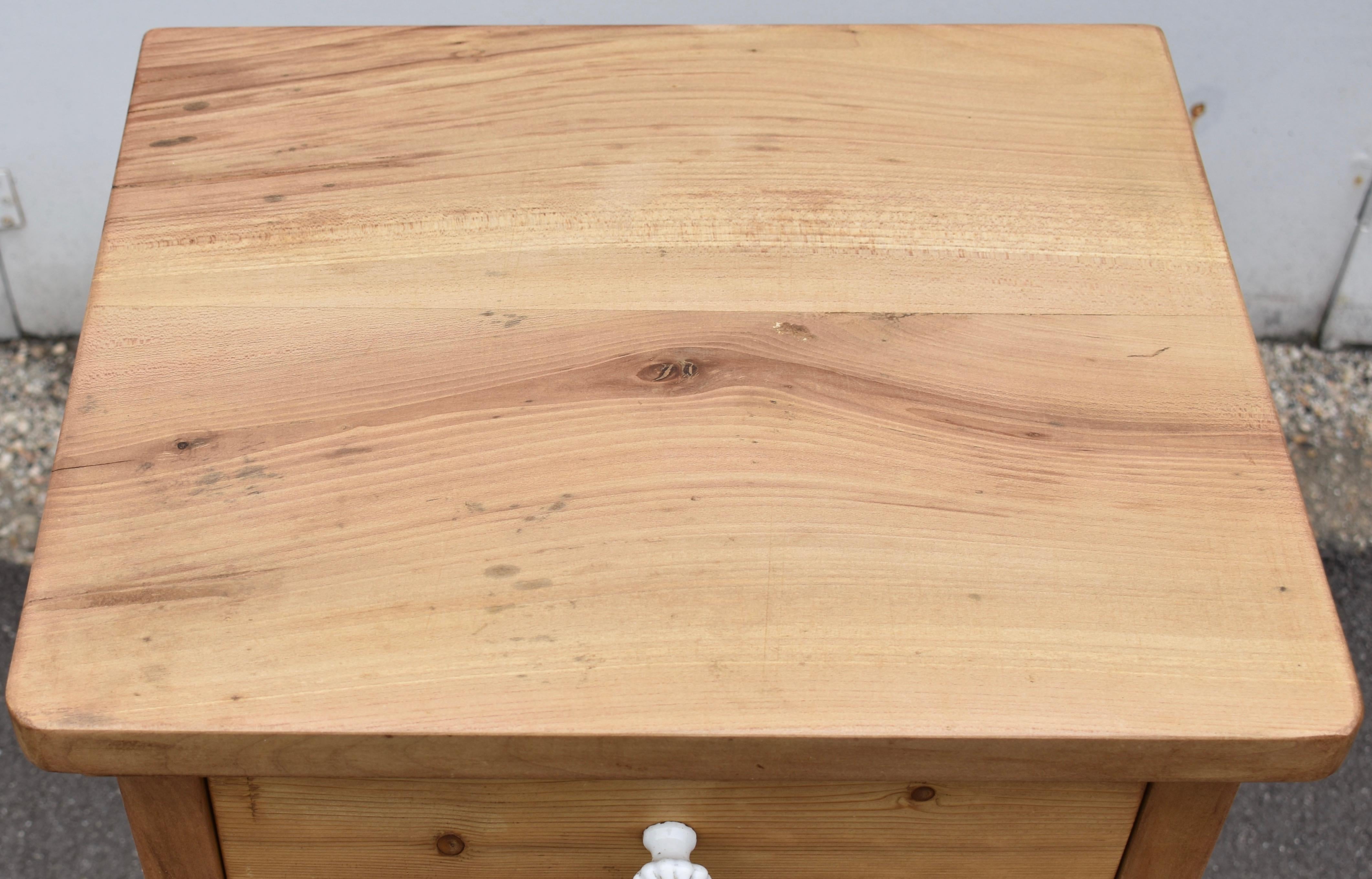 Pine and Beech Nightstand with One Door and One Drawer 1