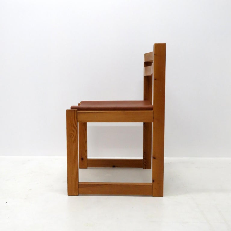 Pine and Leather Dining Chairs by Knud Færch for Sorø Stolefabrik, 1970 In Good Condition For Sale In Los Angeles, CA