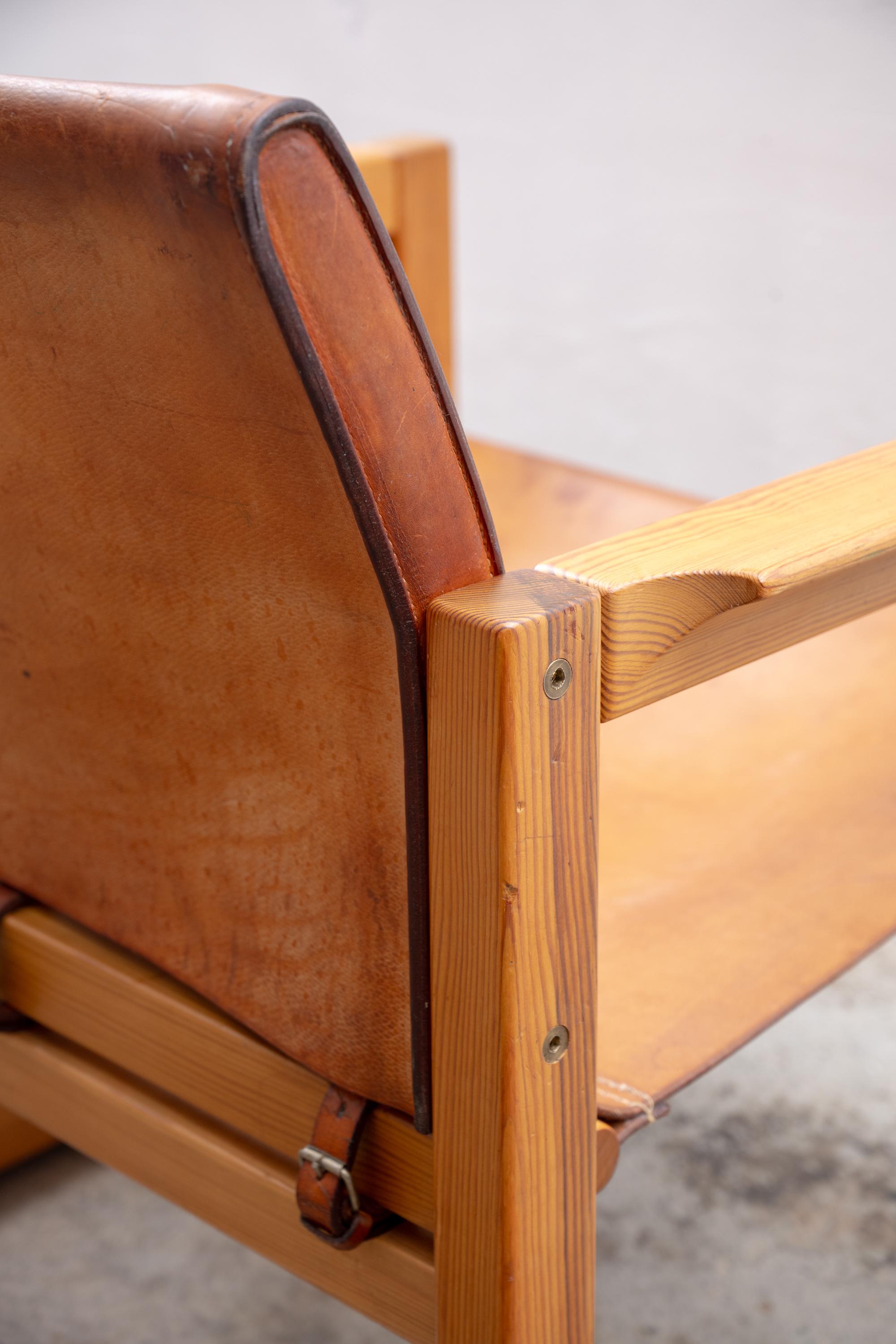 Paire de chaises Safari en pin et cuir de Karin Mobring en vente 1
