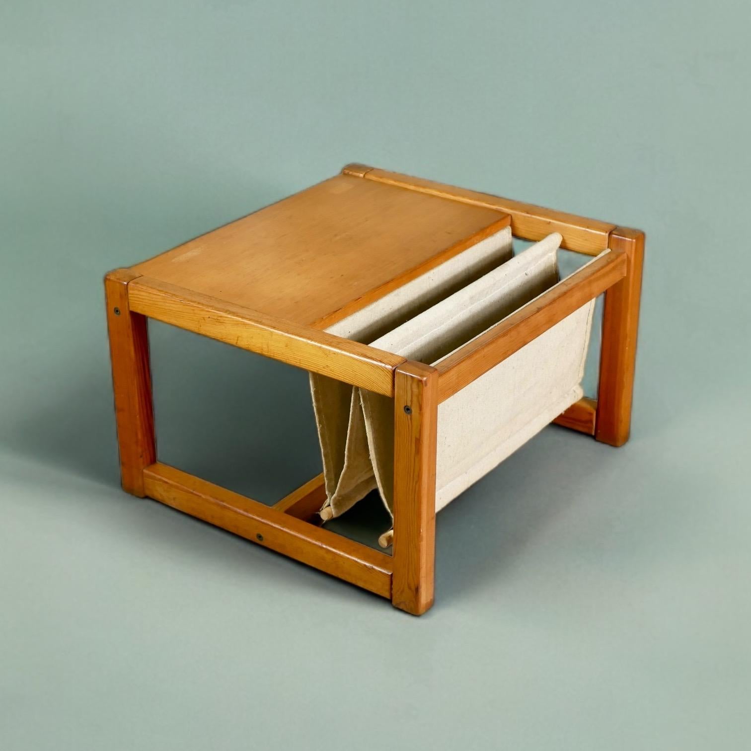 Scandinave moderne Table basse avec porte-revues, Karin Mobring pour Ikea, 1970