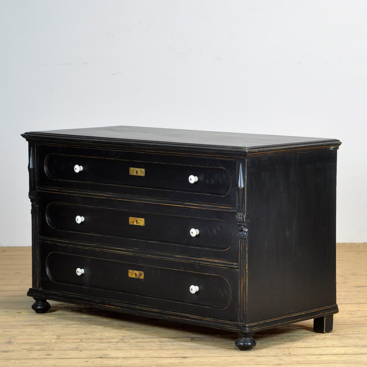 French Pine and Oak Chest of Drawers, circa 1920