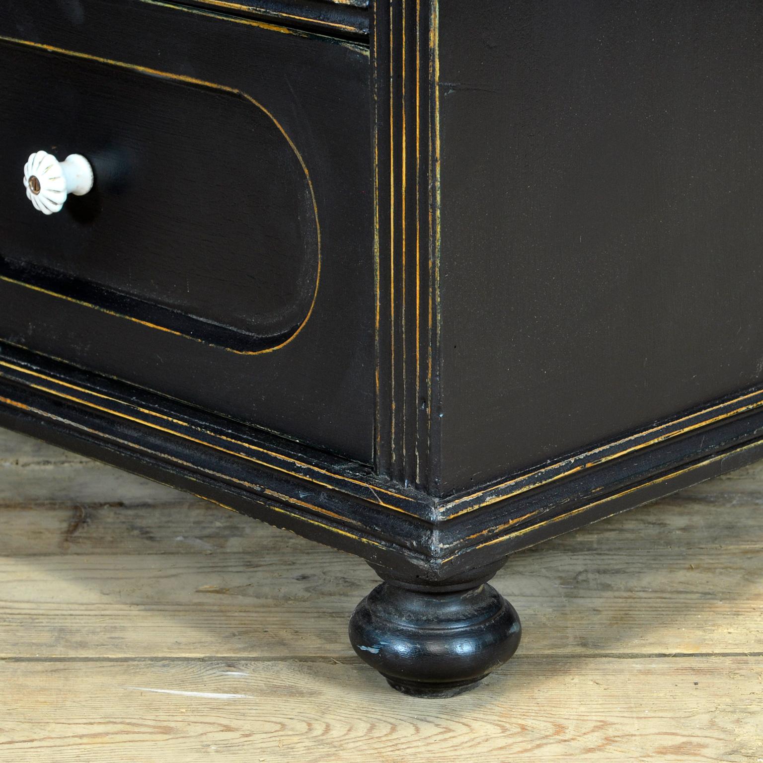 Pine and Oak Chest of Drawers, circa 1920 2