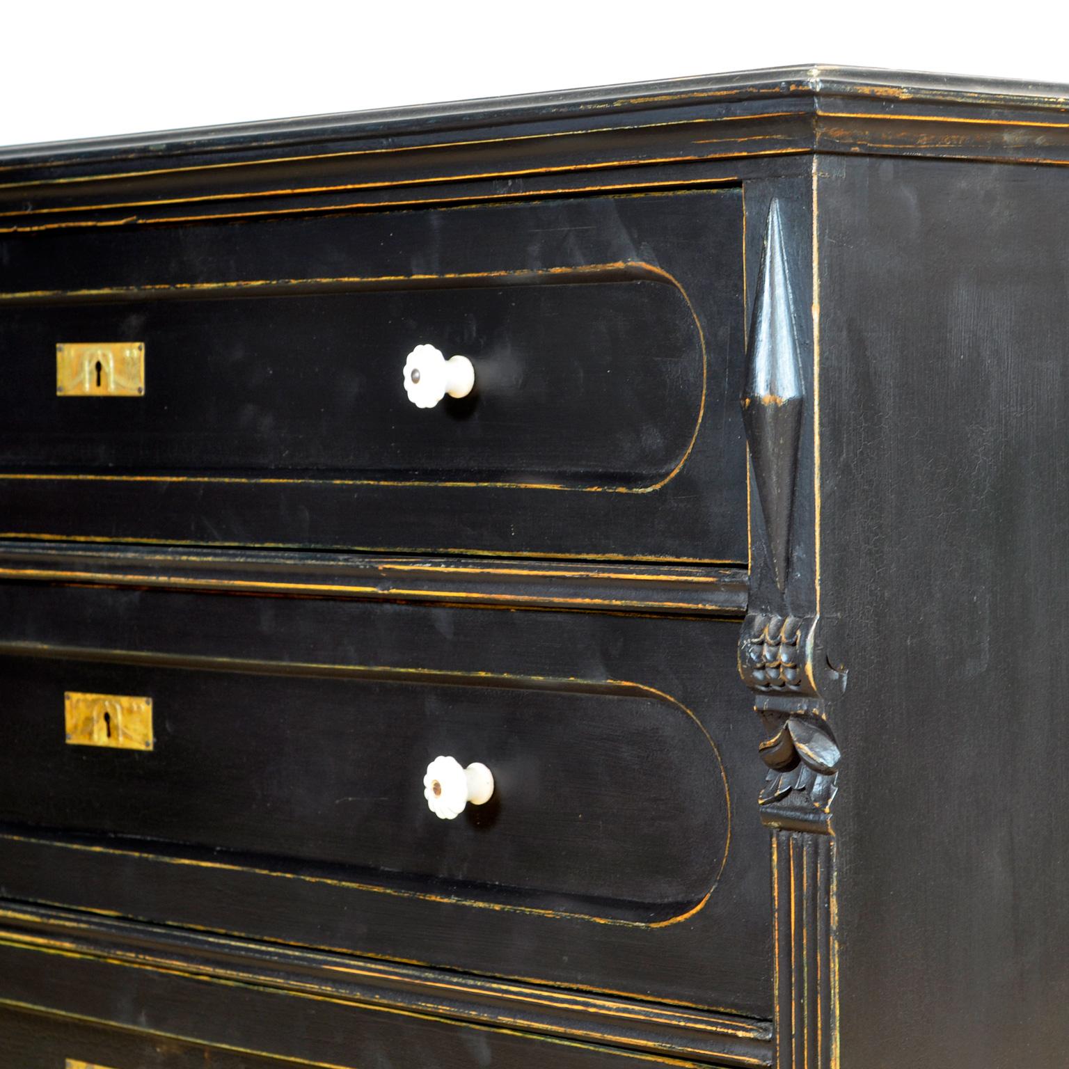 Pine and Oak Chest of Drawers, circa 1920 3