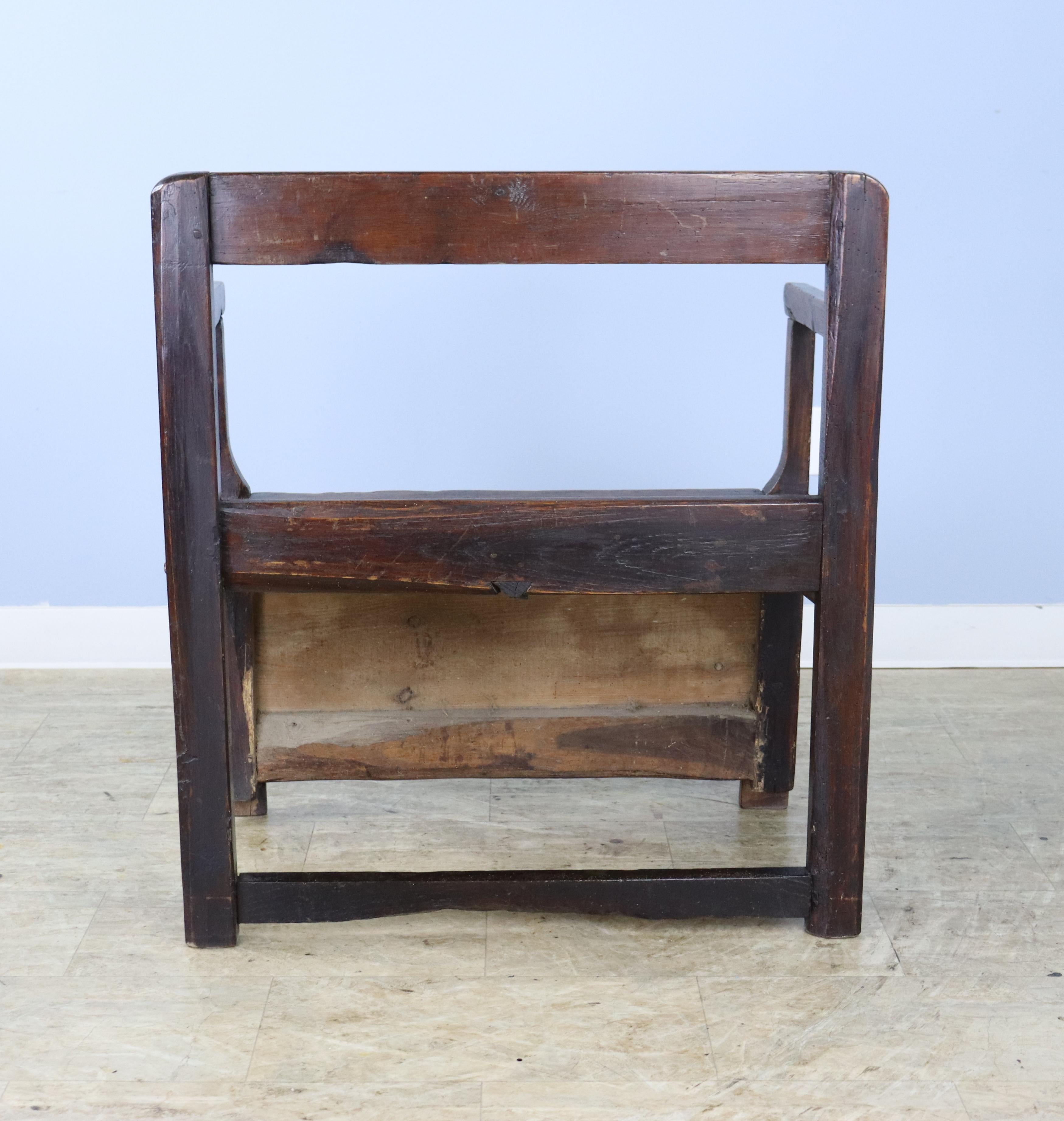 Pine and Oak Patinated Seat For Sale 6