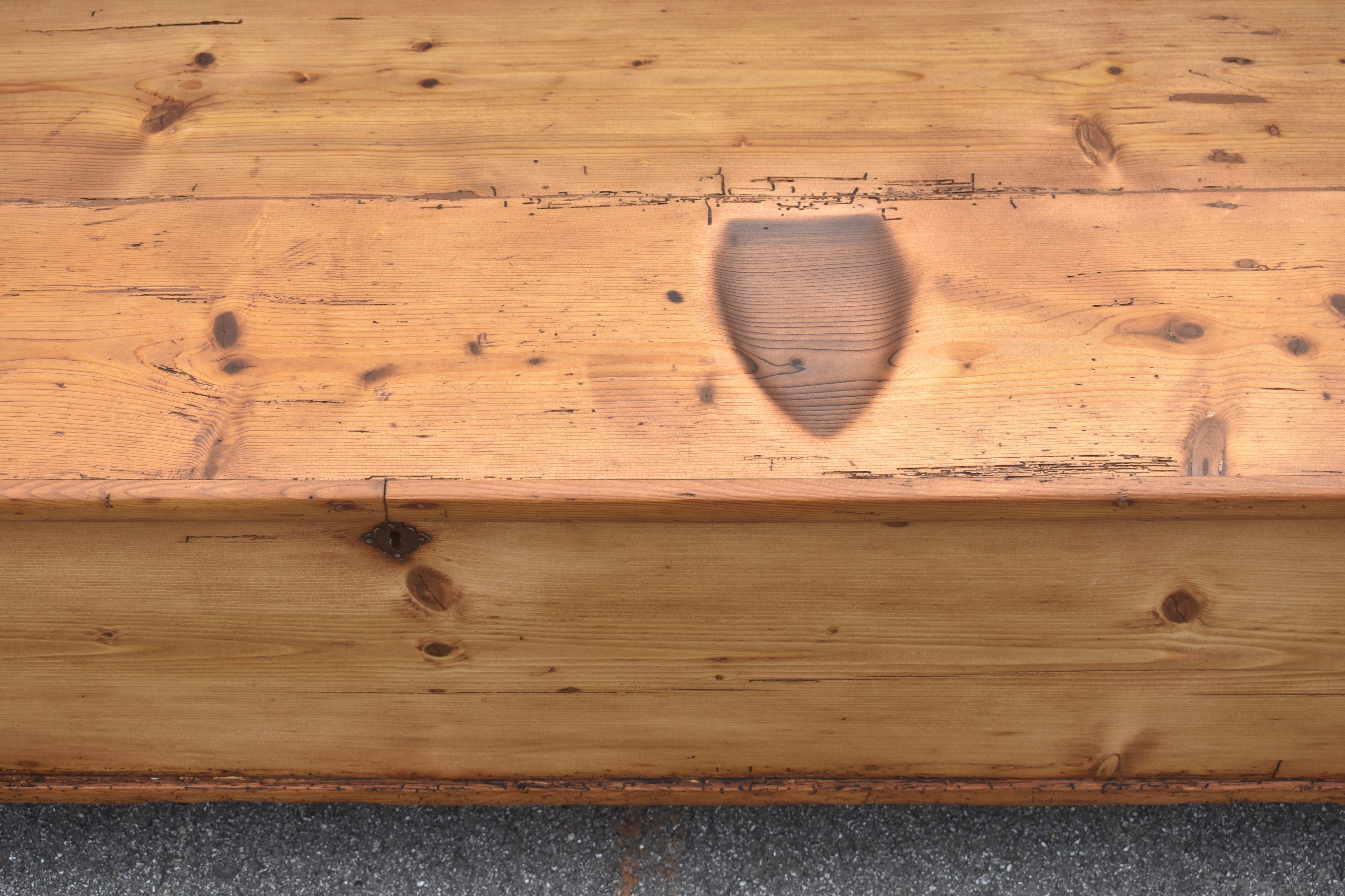 Pine and Oak Storage Bench or Settle For Sale 5
