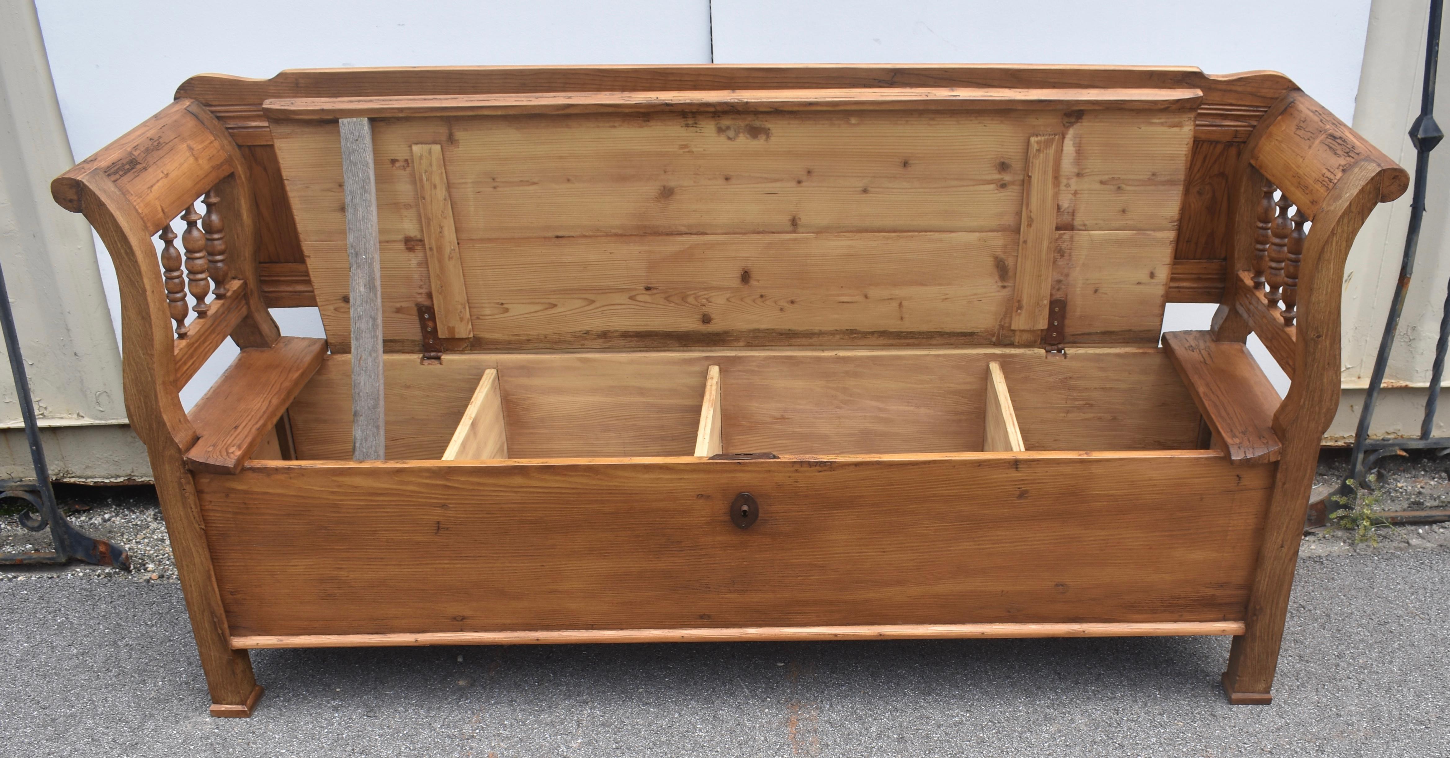 Pine and Oak Storage Bench or Settle For Sale 5