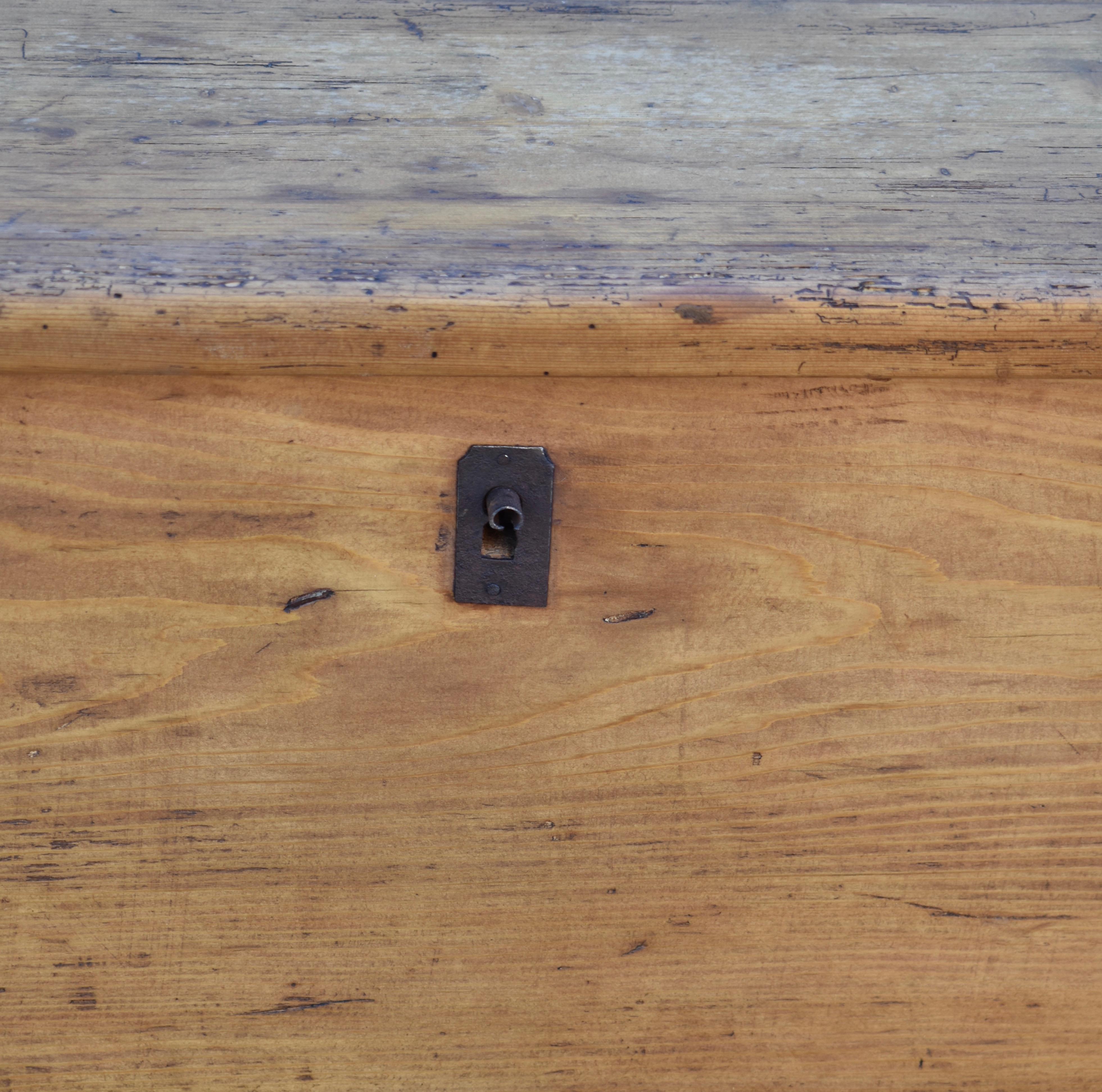 Pine and Oak Storage Bench or Settle 1