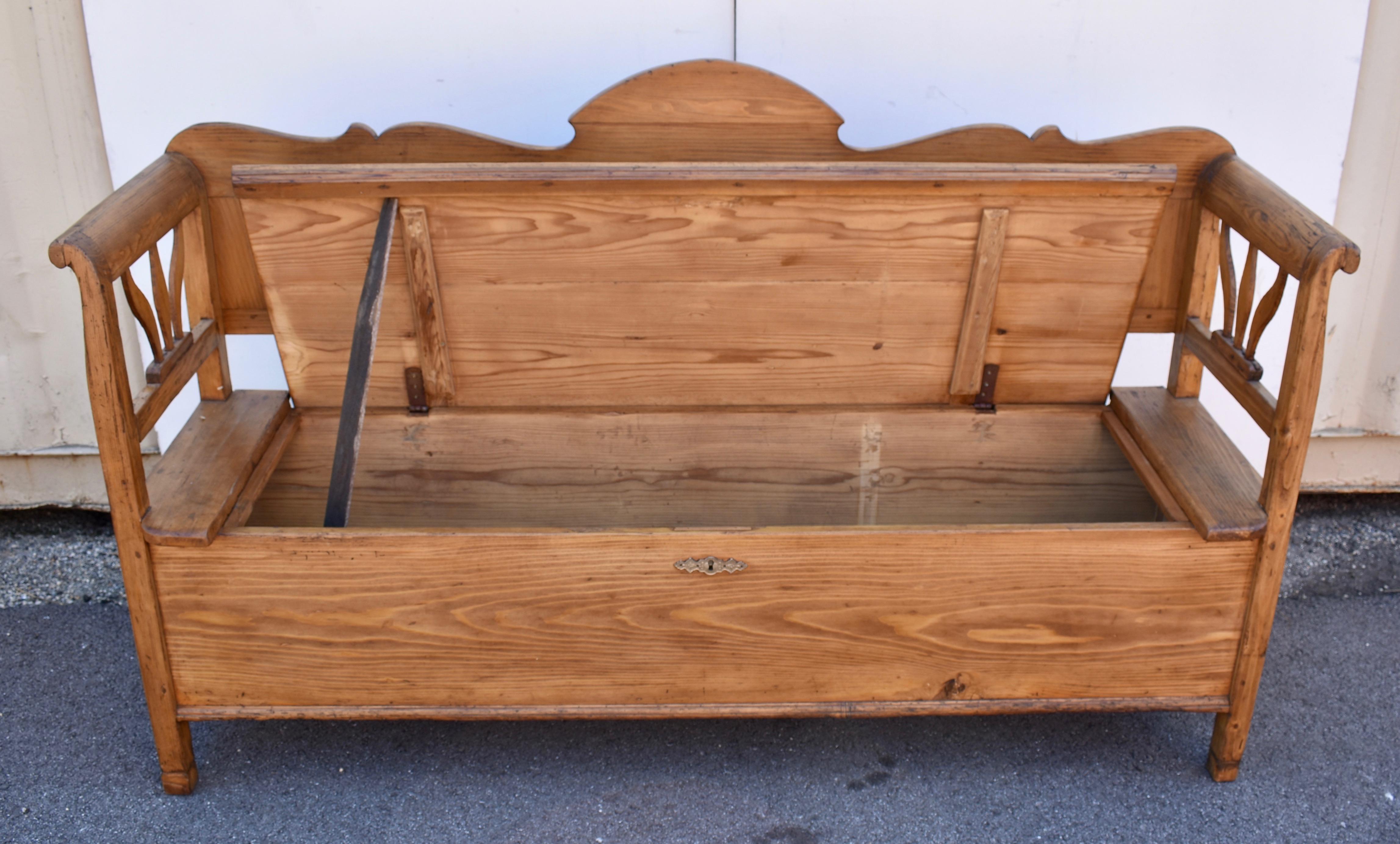 Pine and Oak Storage Bench or Settle 2