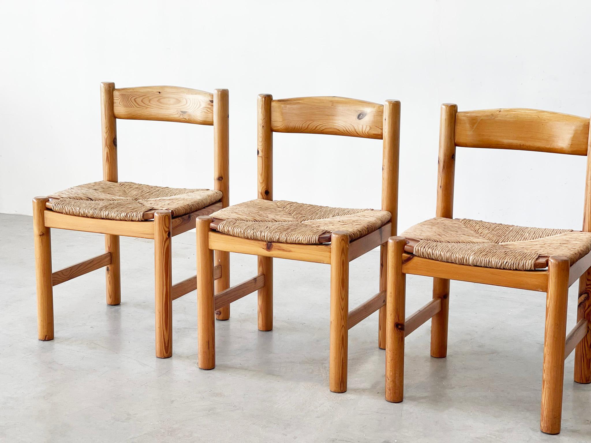 Pine and rattan elegant dining chairs For Sale 1
