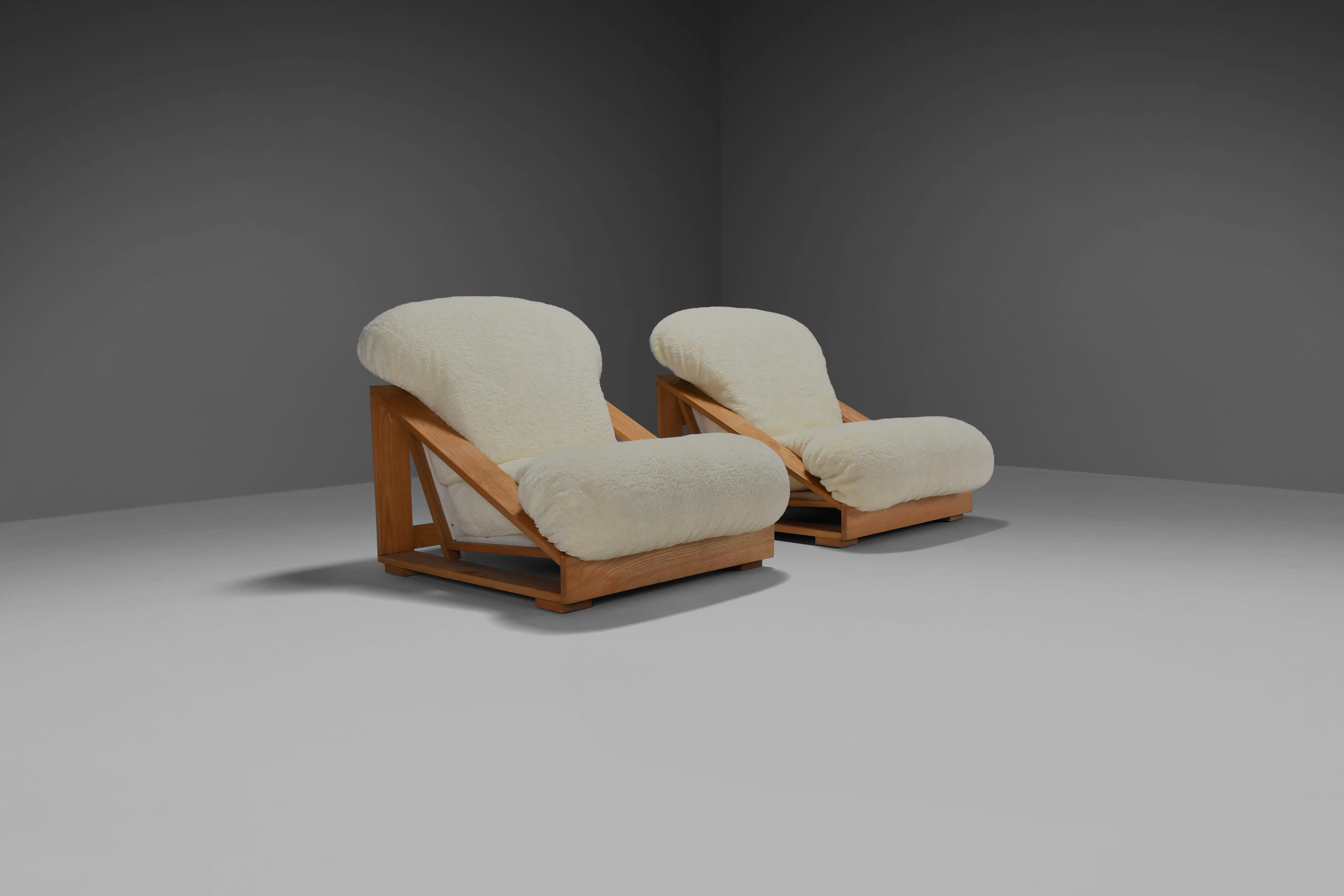 Post-Modern Pine and Teddy Lounge Chairs by Renato Toso and Roberto Pamio for Stilwood, 1970 For Sale