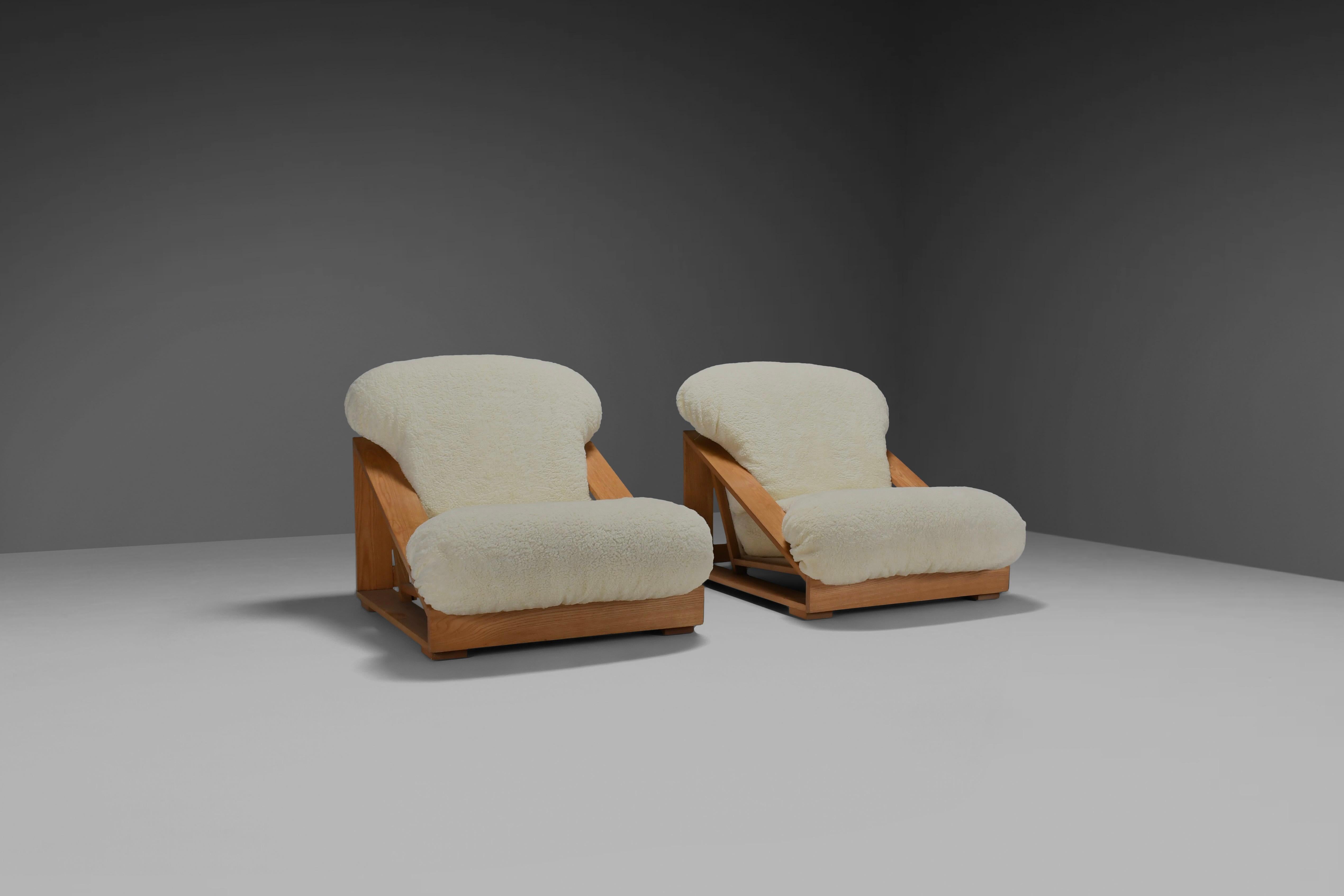 Italian Pine and Teddy Lounge Chairs by Renato Toso and Roberto Pamio for Stilwood, 1970 For Sale