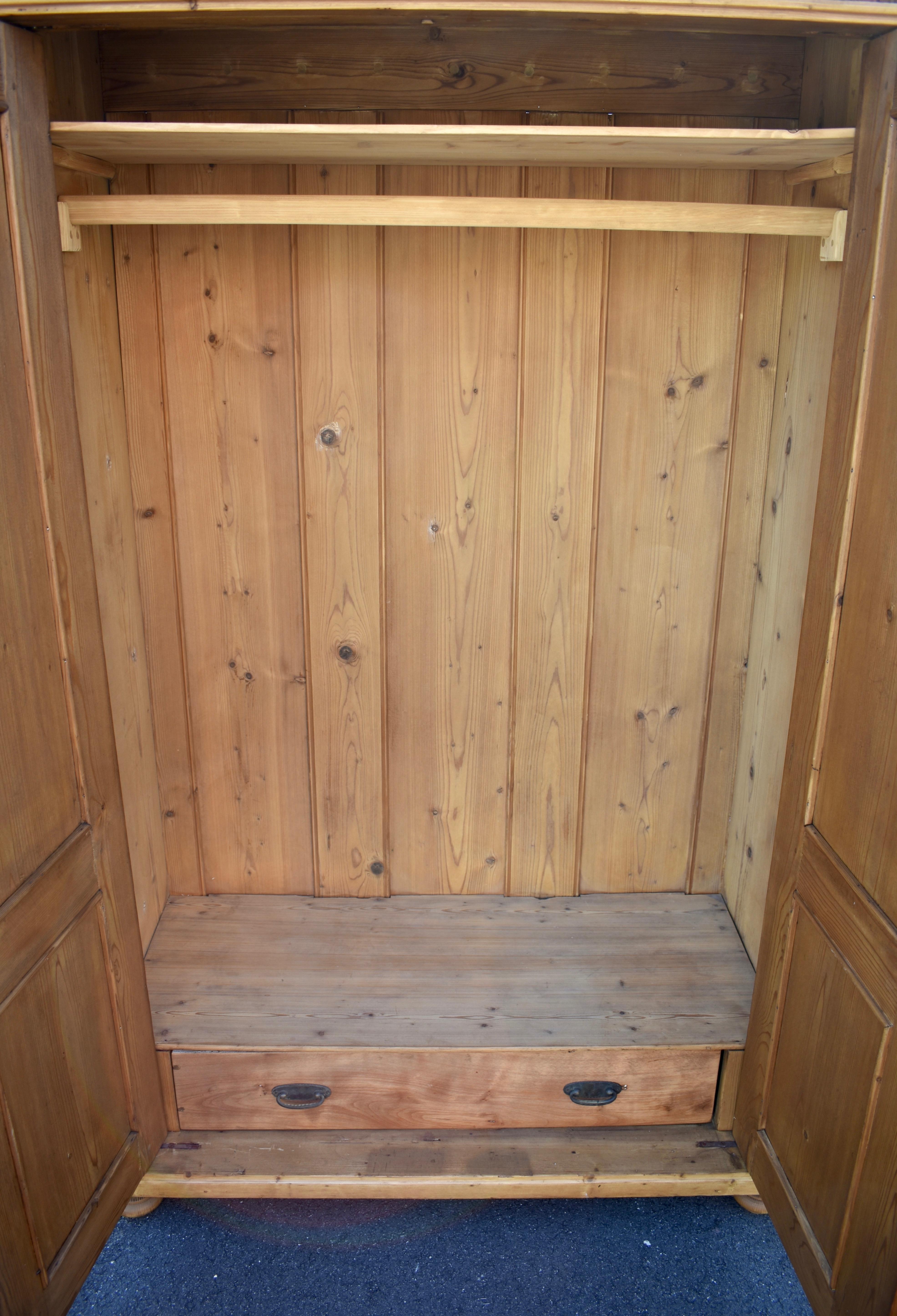 Pine Armoire with Two Doors and One Interior Drawer For Sale 10