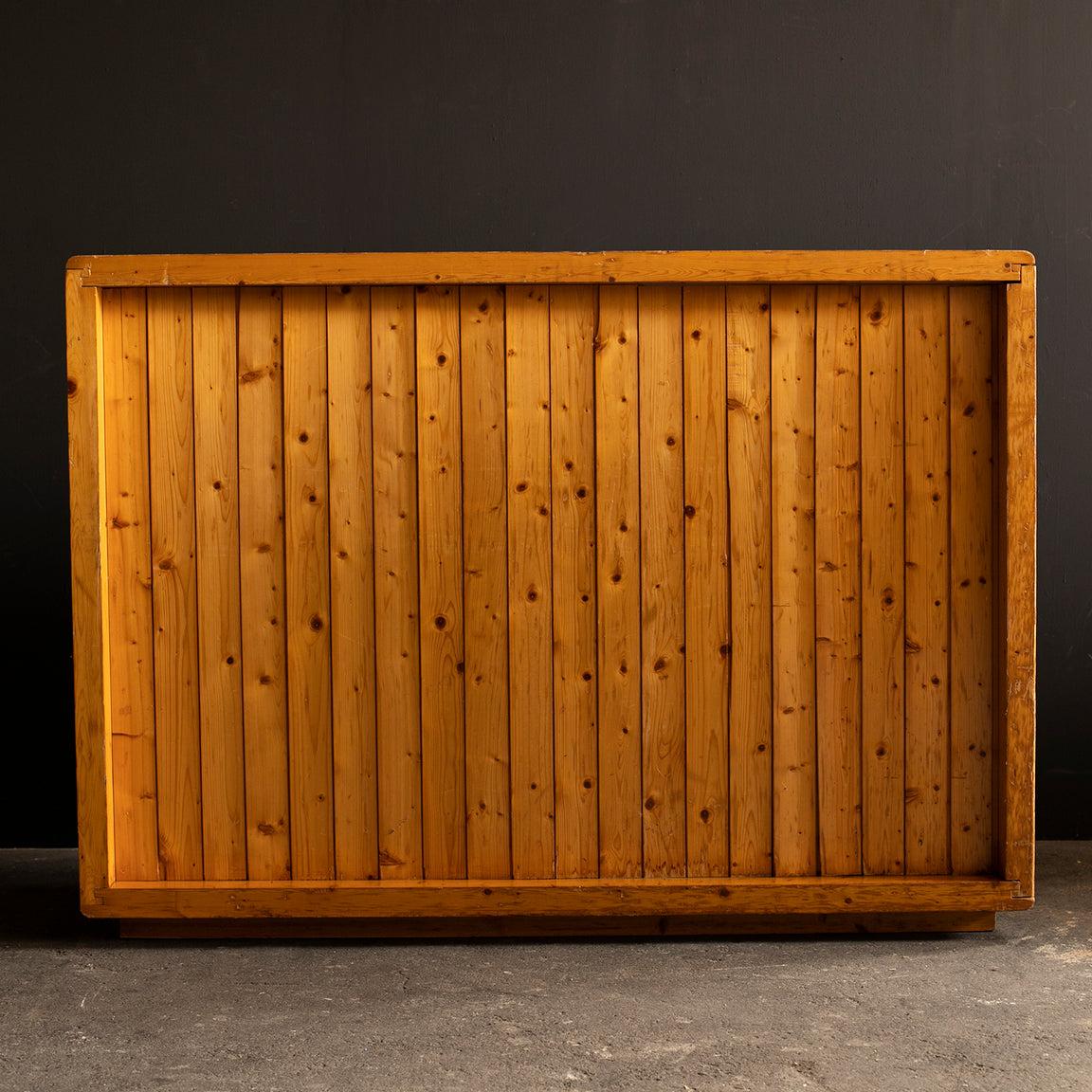 Pine Bar Counter with Storage Cabinet from Les Arcs, 1970s For Sale 4