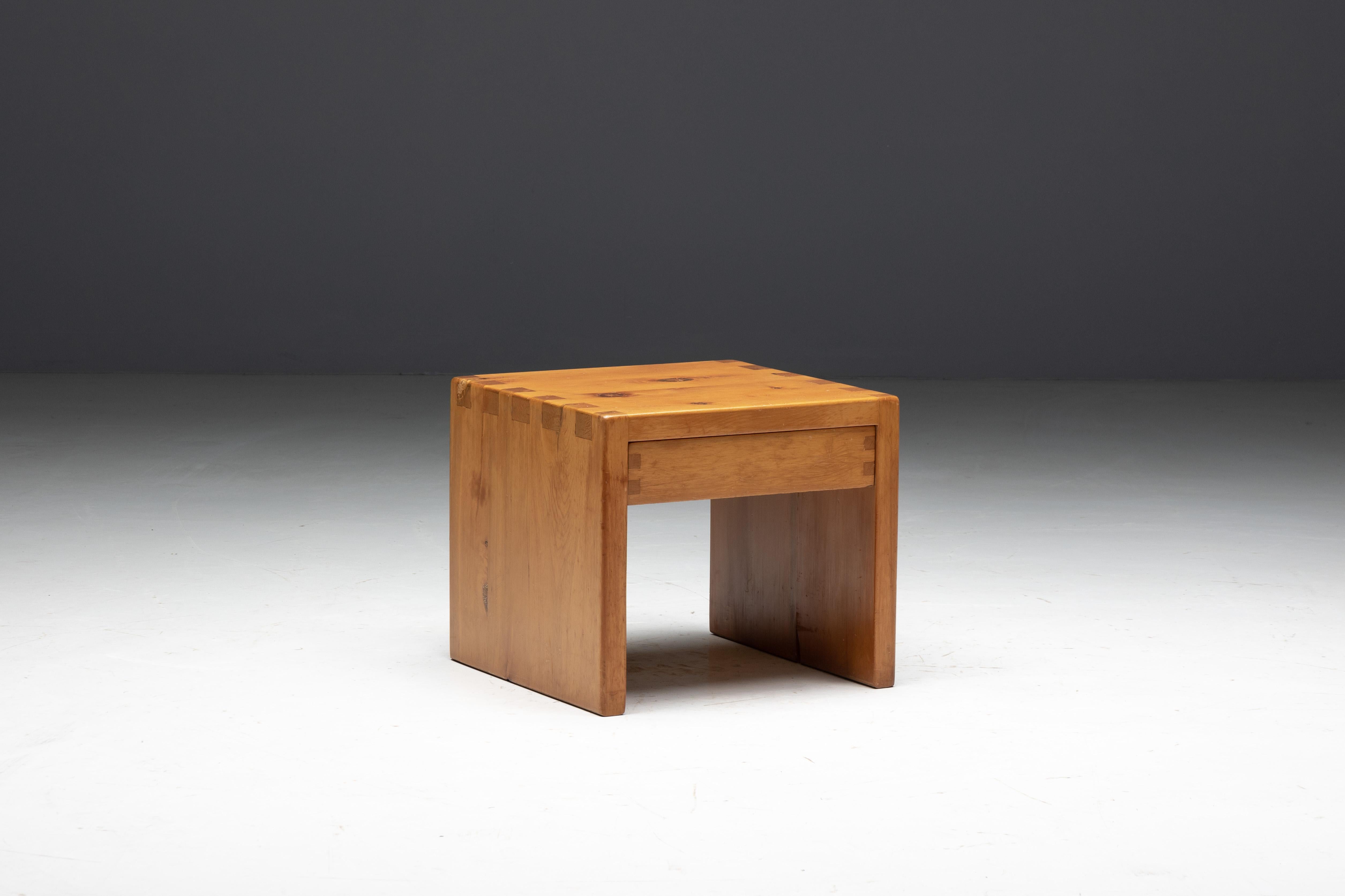 Pine Bedside Table Inspired by Charlotte Perriand, France, 1960s For Sale 3
