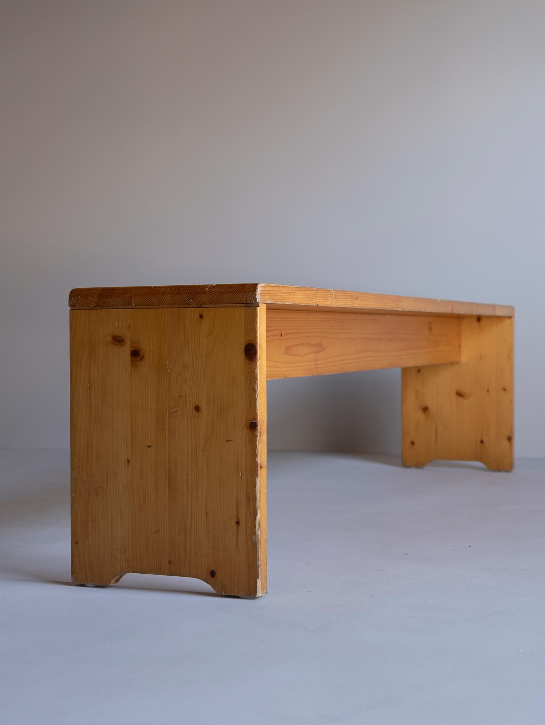 Mid-Century Modern Pine Bench for Arc 1800 by Charlotte Perriand