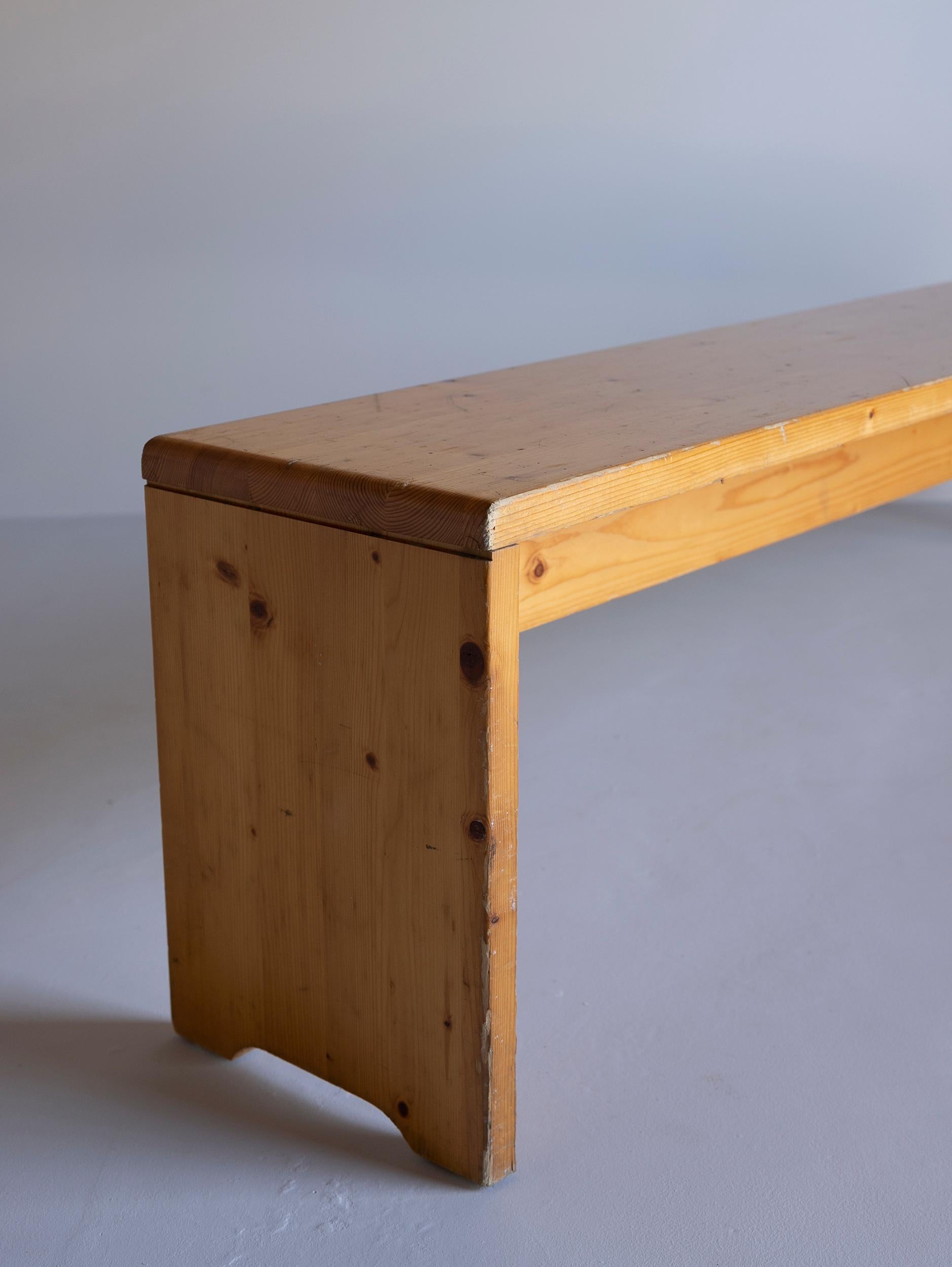 French Pine Bench for Arc 1800 by Charlotte Perriand