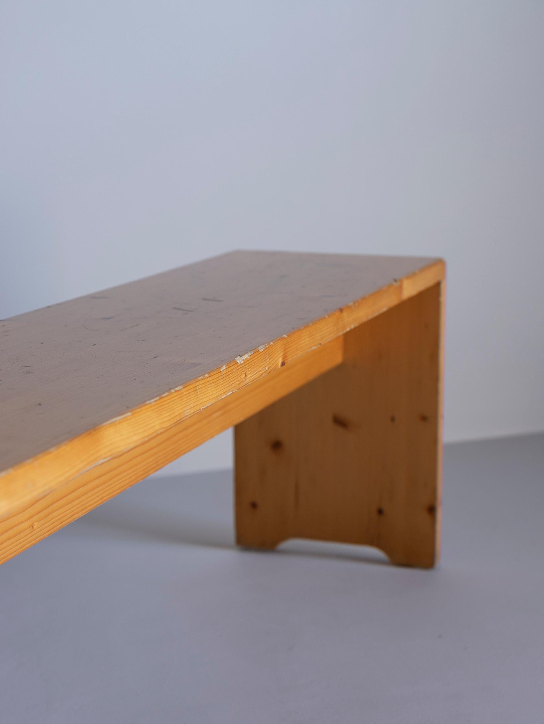 Pine Bench for Arc 1800 by Charlotte Perriand In Good Condition In Sammu-shi, Chiba