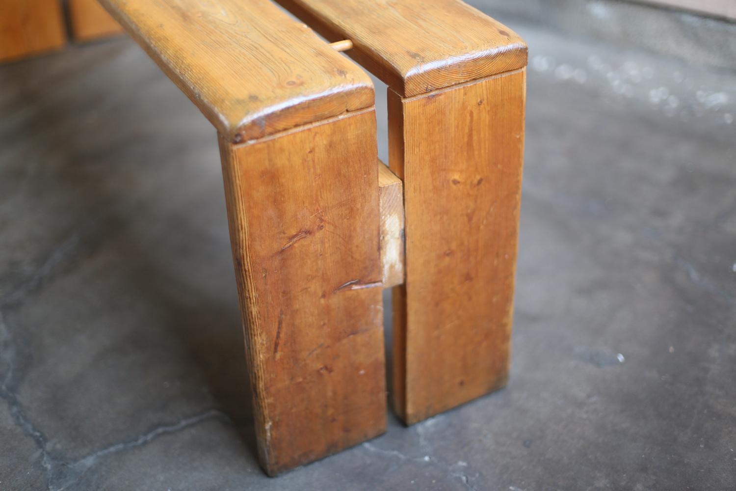 Pine Bench for Les Arcs by Chalrotte Perriand In Good Condition For Sale In Sammu-shi, Chiba