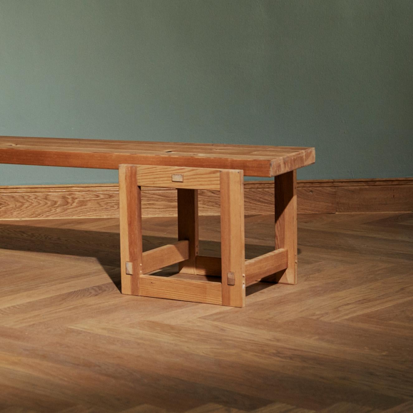 Scandinavian Modern Pine bench 'Trybo' by Edvin Helseth For Sale