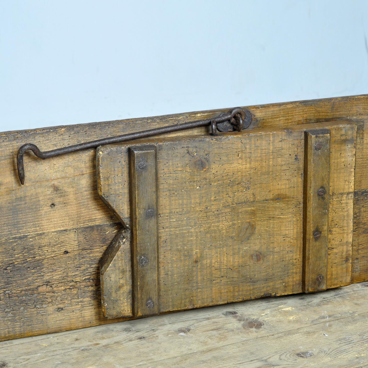 Pine Bench With Folding Legs, Circa 1900 For Sale 6