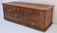 Pine Blanket Chest in Original Decorative Paint
