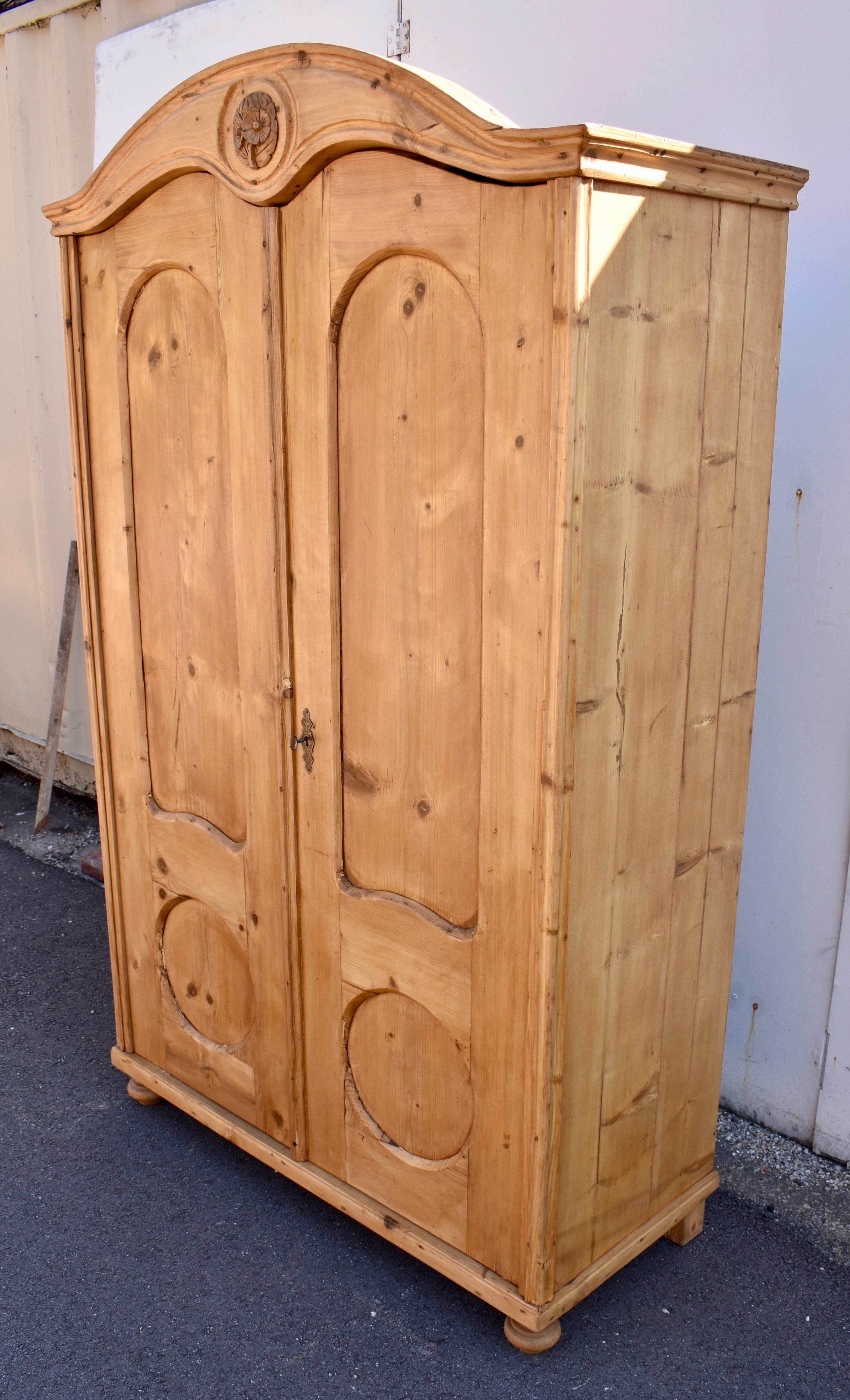 Queen Anne Pine Bonnet-Top Armoire with Two Doors and One Drawer