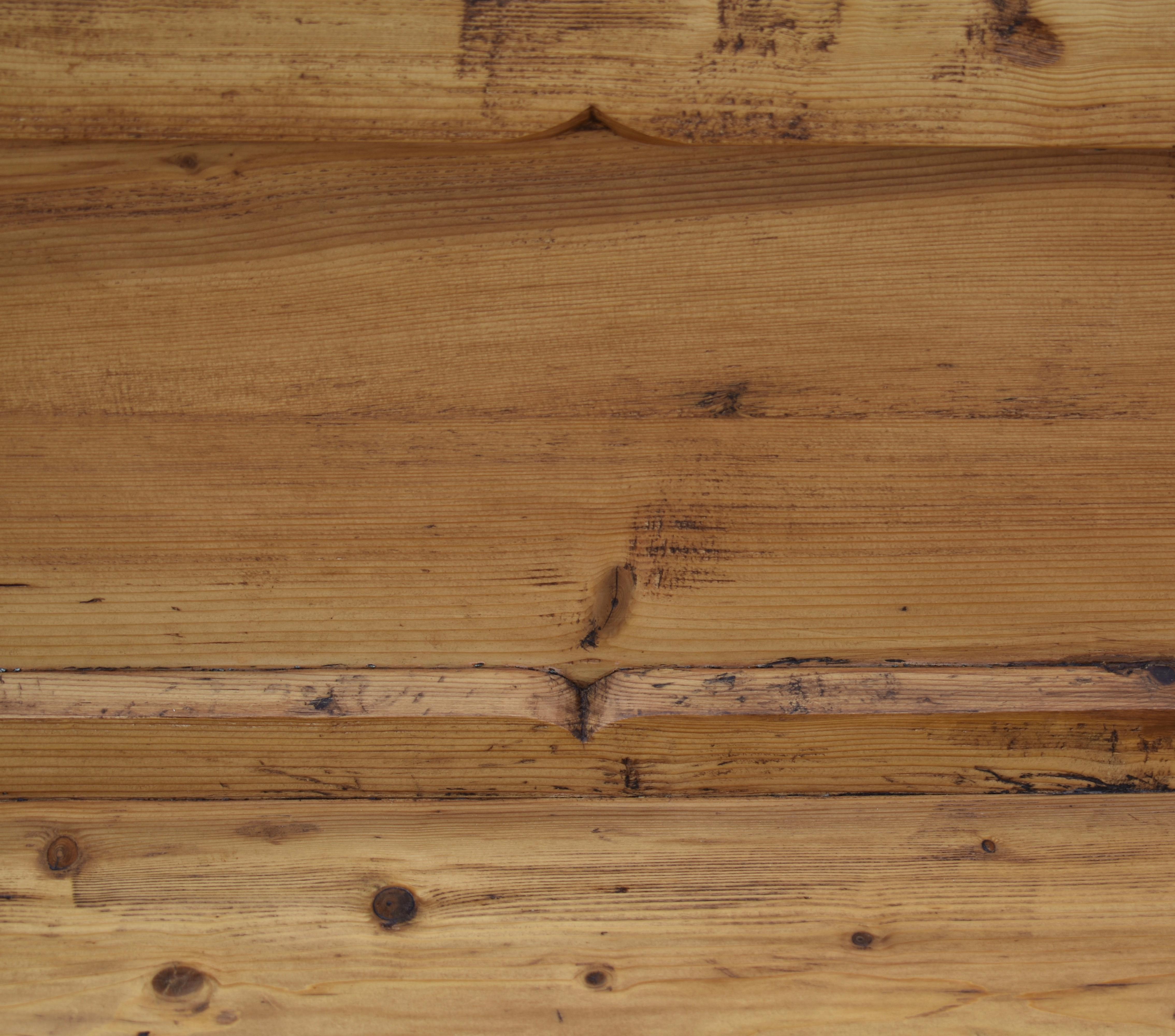 Pine Camel-Back Bench or Settle For Sale 1