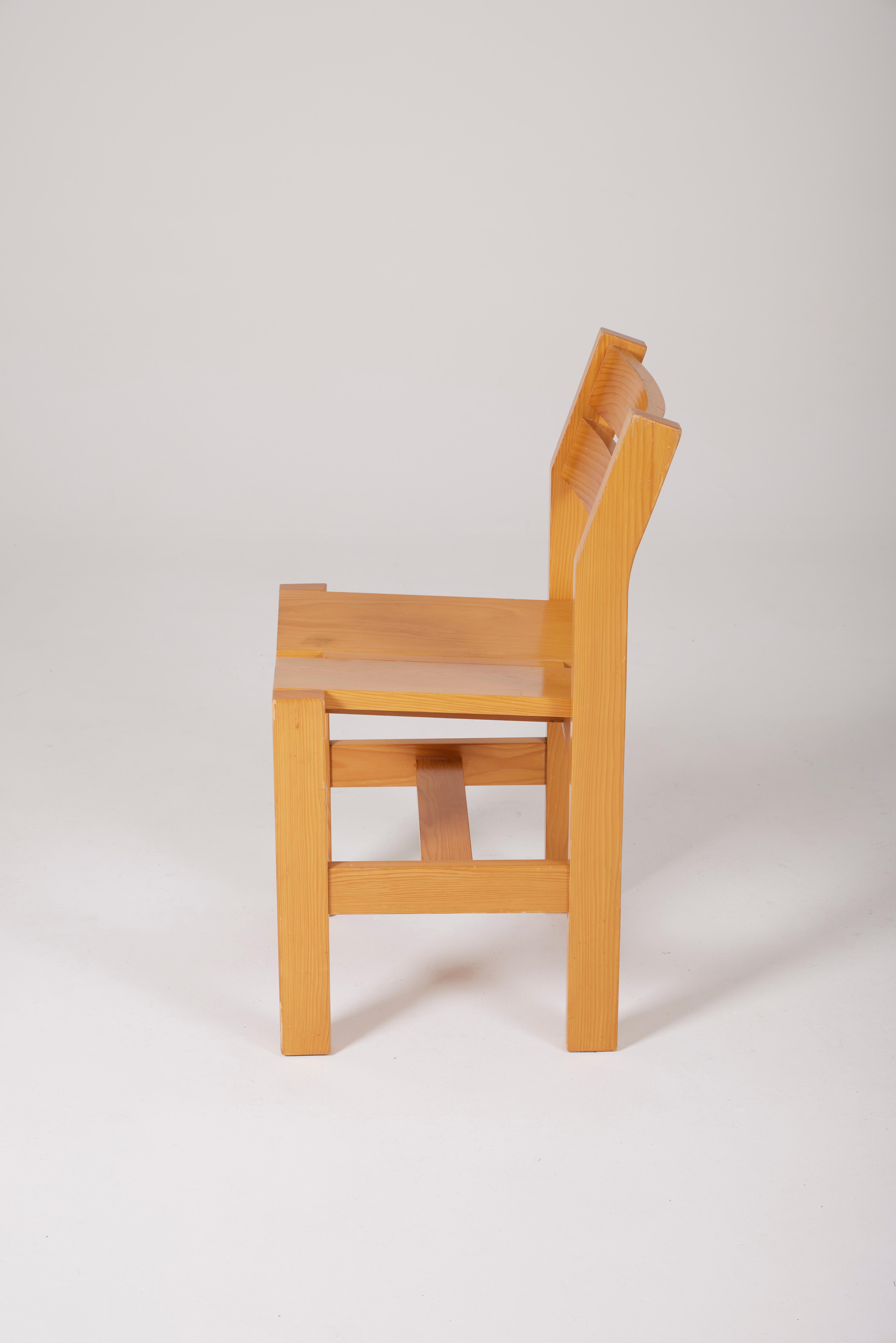 20th Century Pine chairs from Les Arcs For Sale