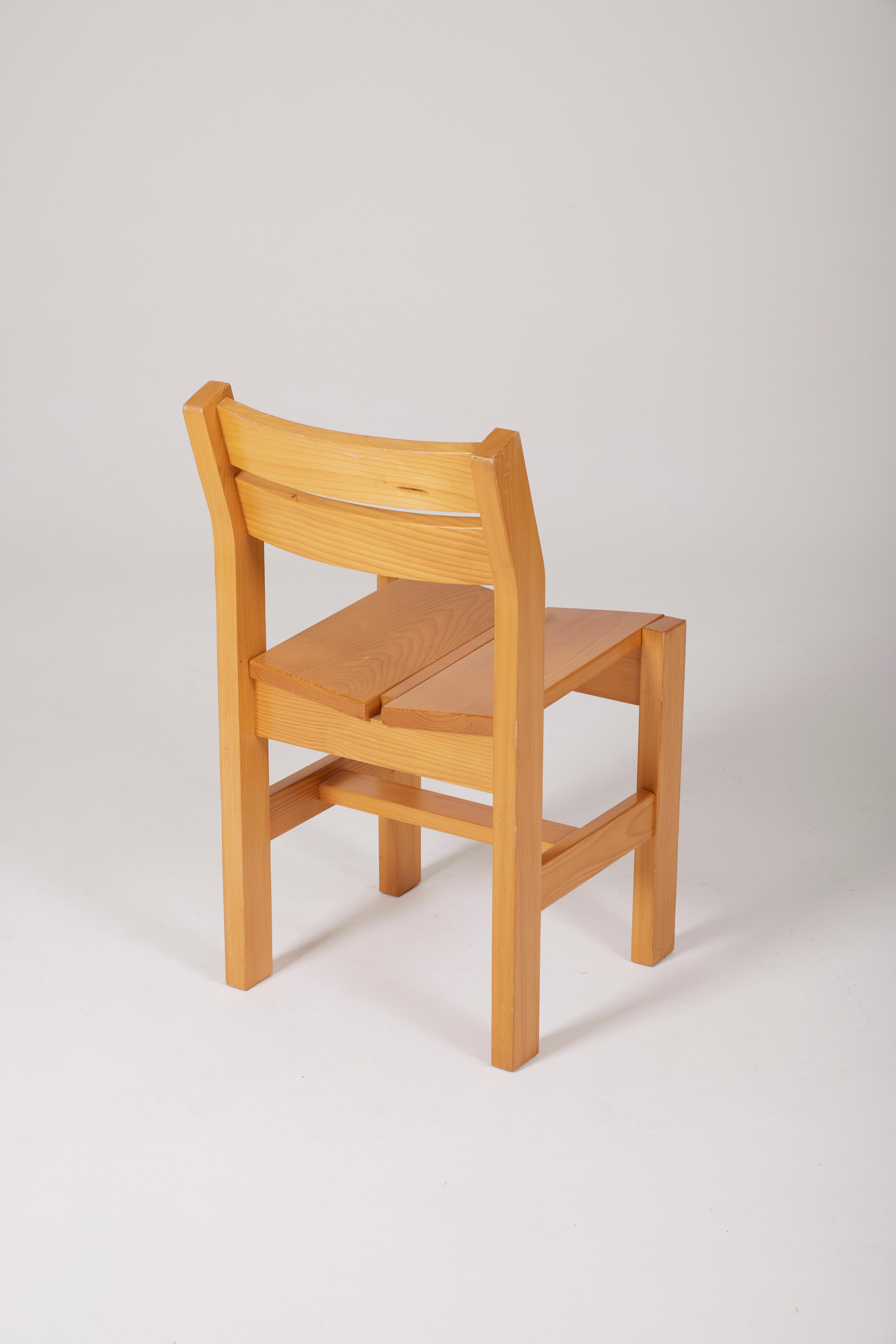 Pine chairs from Les Arcs For Sale 3