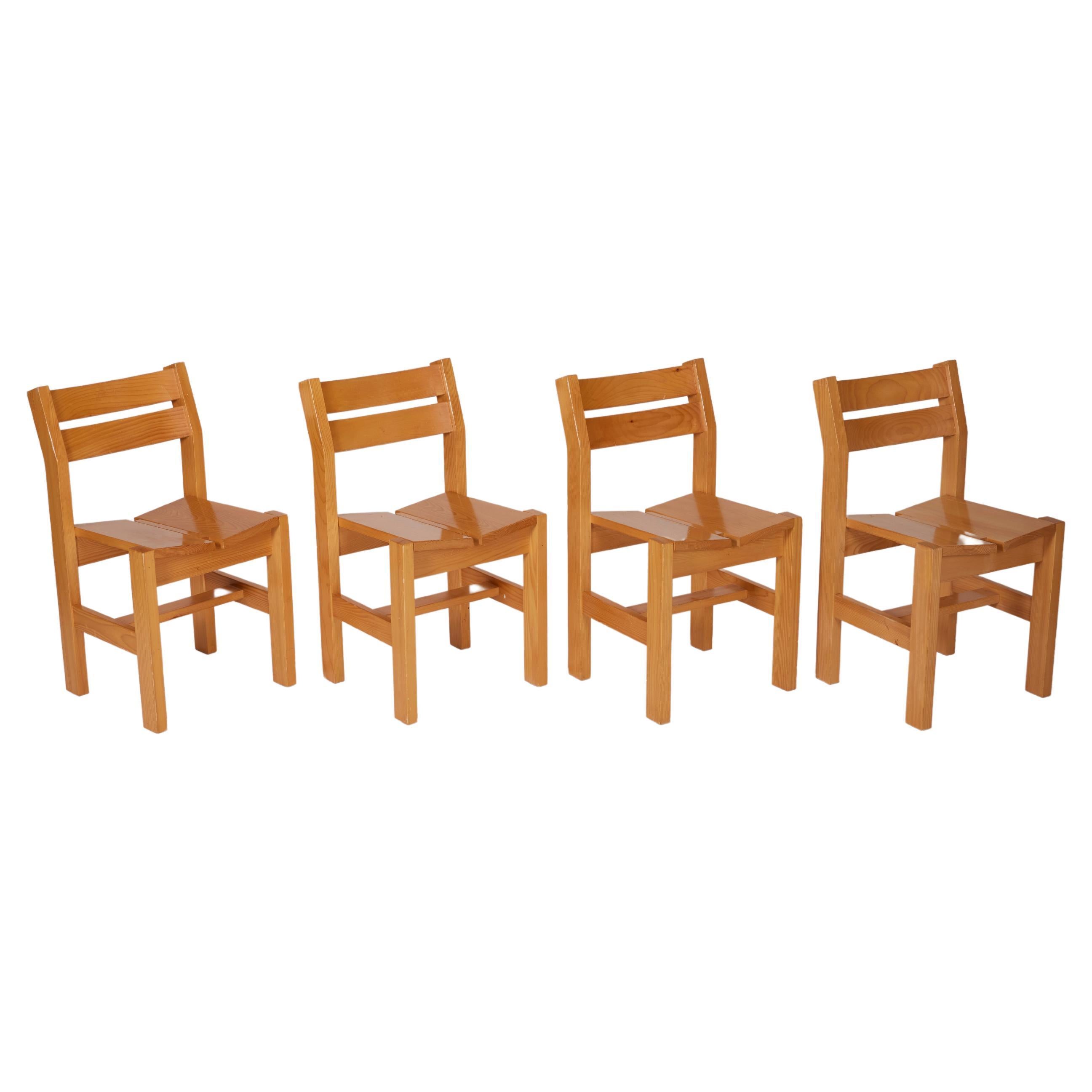 Pine chairs from Les Arcs For Sale