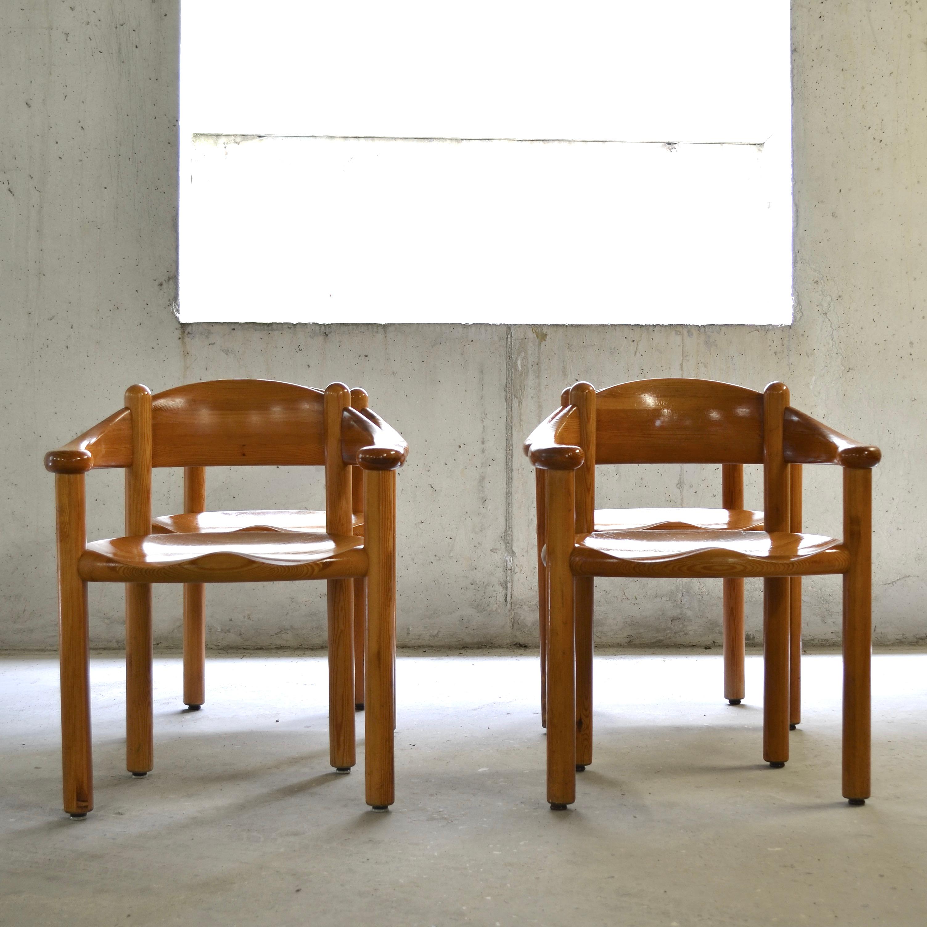 Pine Chairs, Rainer Daumiller, Denmark, 1970's In Good Condition For Sale In La Tour-de-Peilz, CH