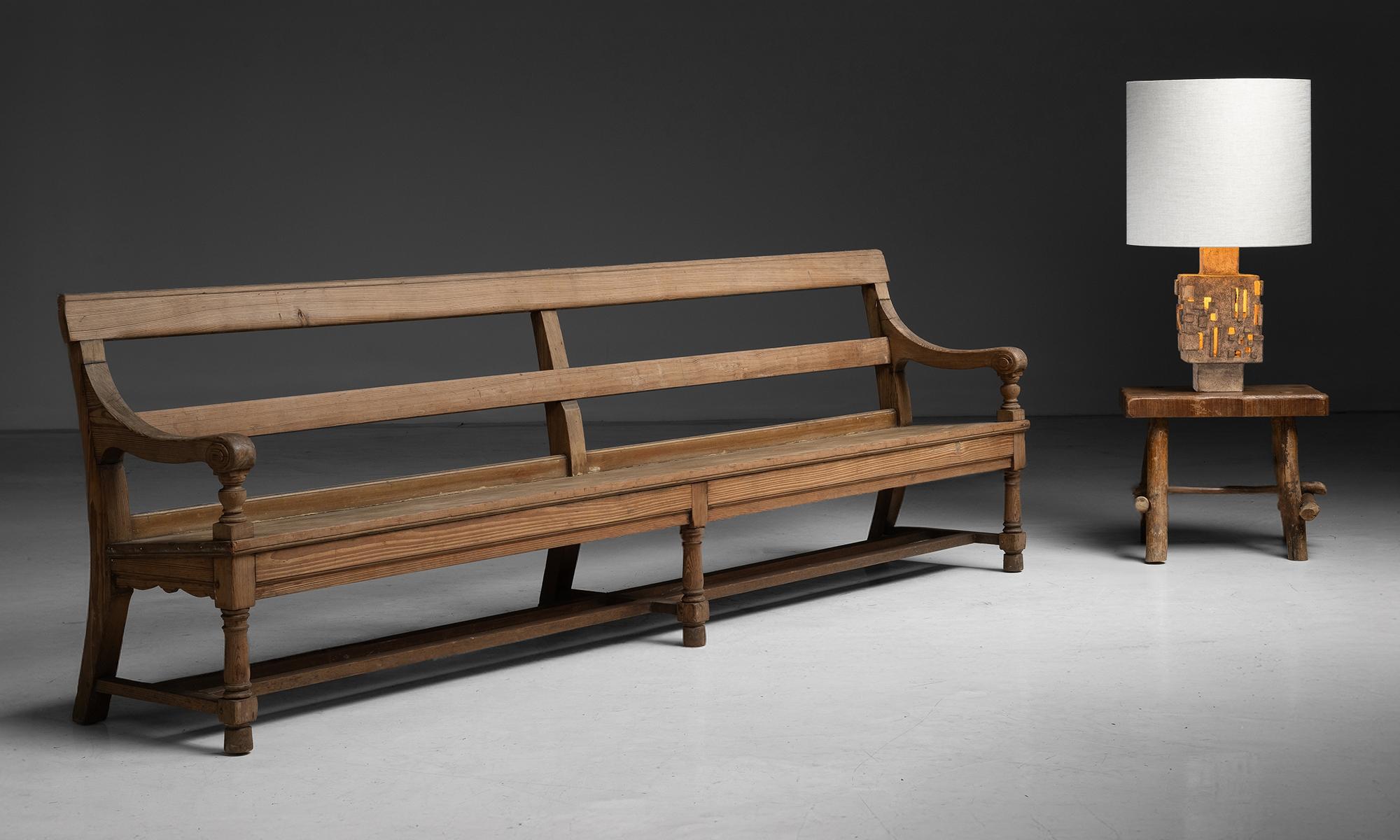 Pine Chapel Bench, England circa 1840 In Good Condition In Culver City, CA