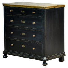 Commodes e cassettiere
