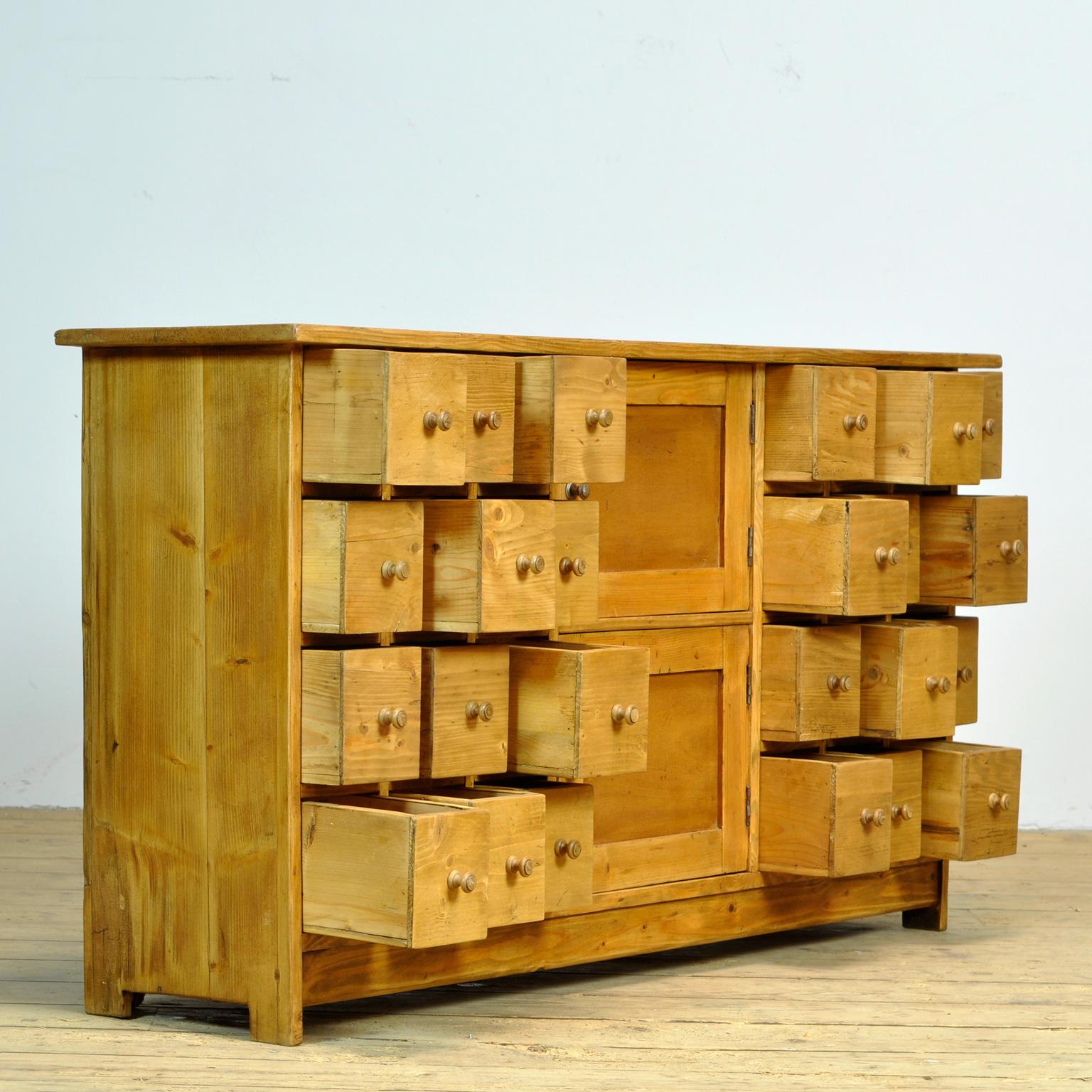 French Pine Chest of Drawers, 1940s