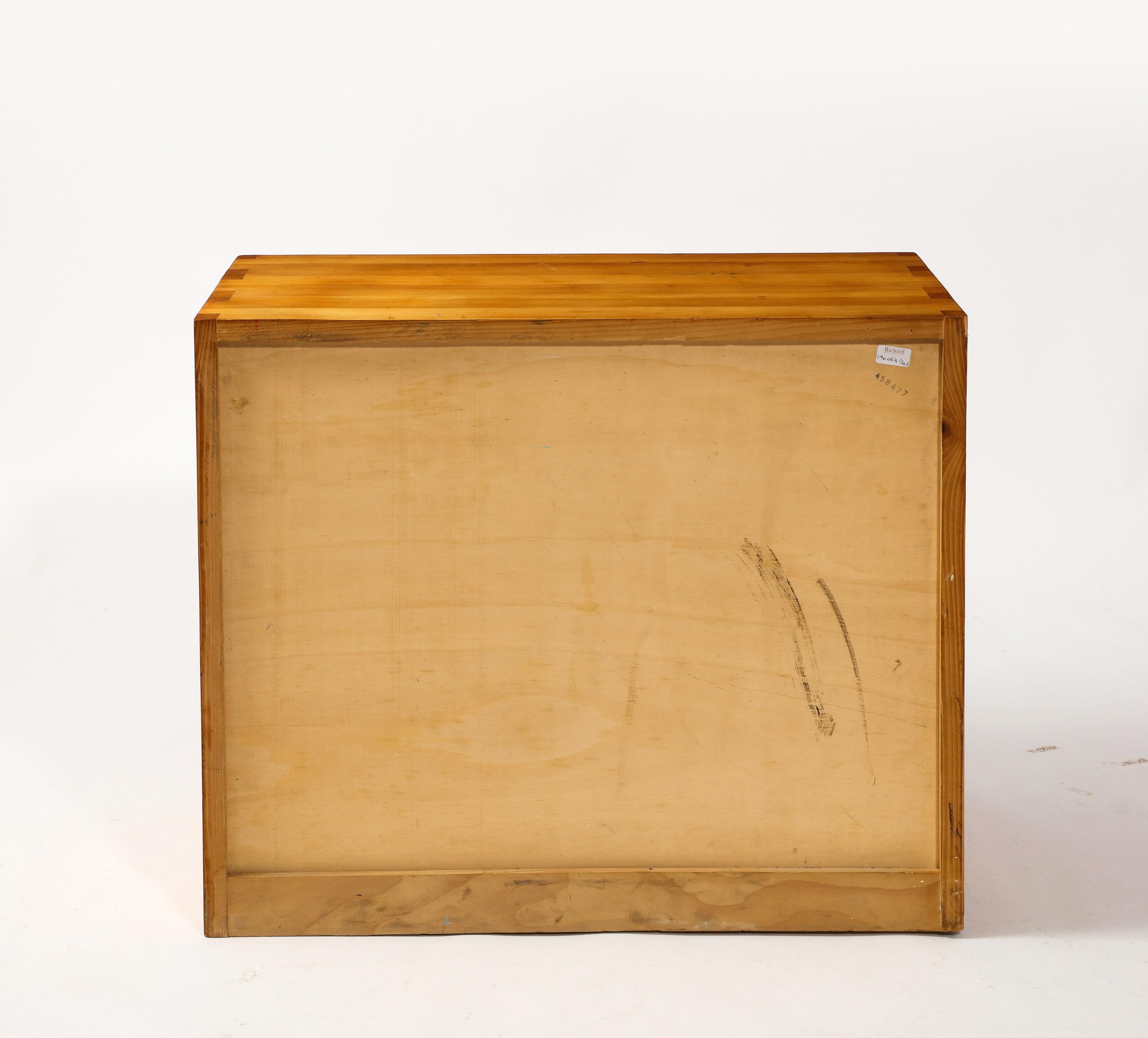 Pine Chest of Drawers by Regain, France 1970's For Sale 1