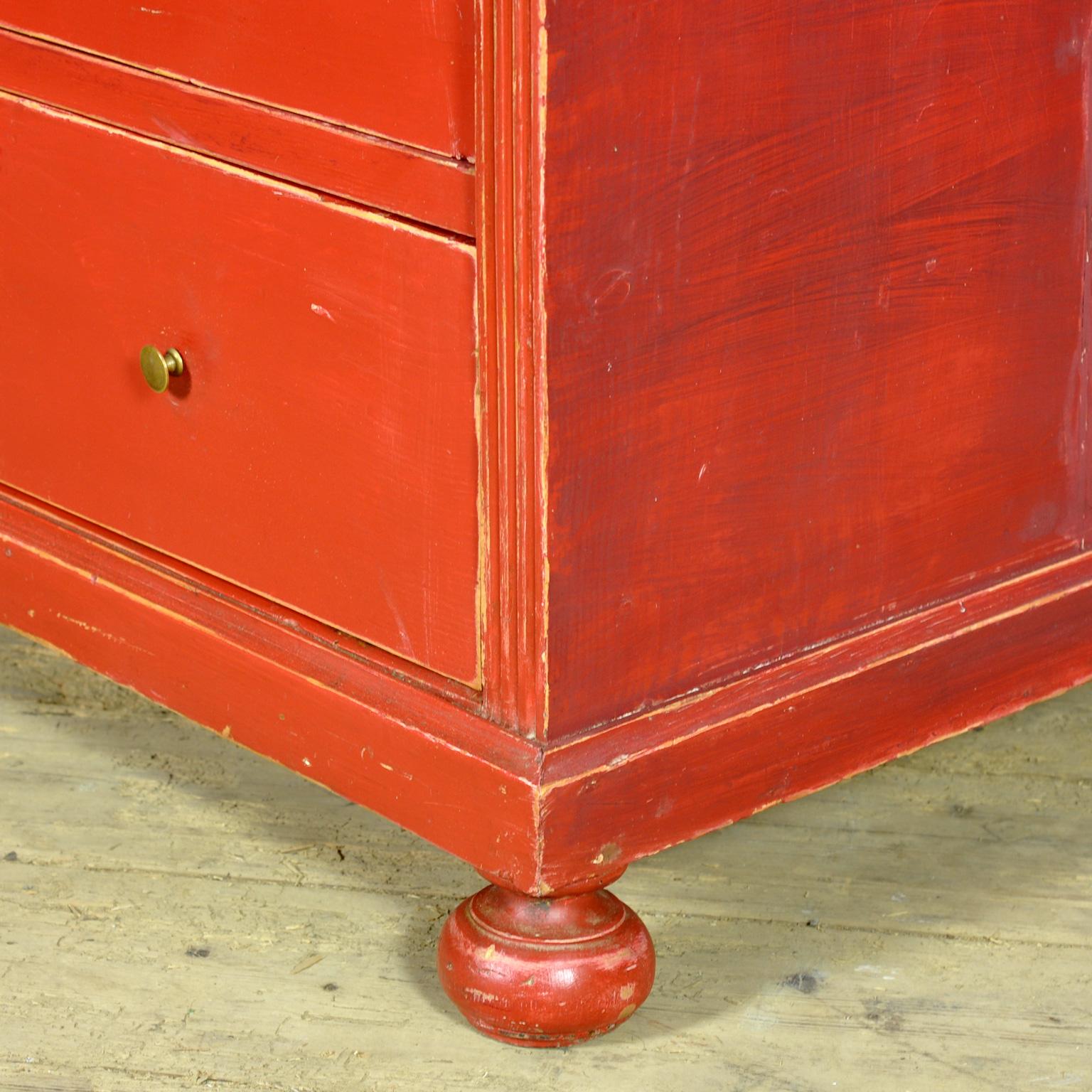 Pine chest of drawers, circa 1910 in vendita 3