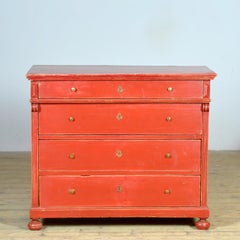 Pine chest of drawers, circa 1910