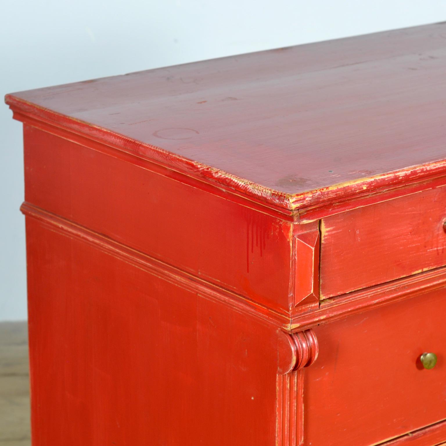 Pine chest of drawers, circa 1910 in vendita 1