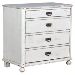 Pine chest of drawers, circa 1920