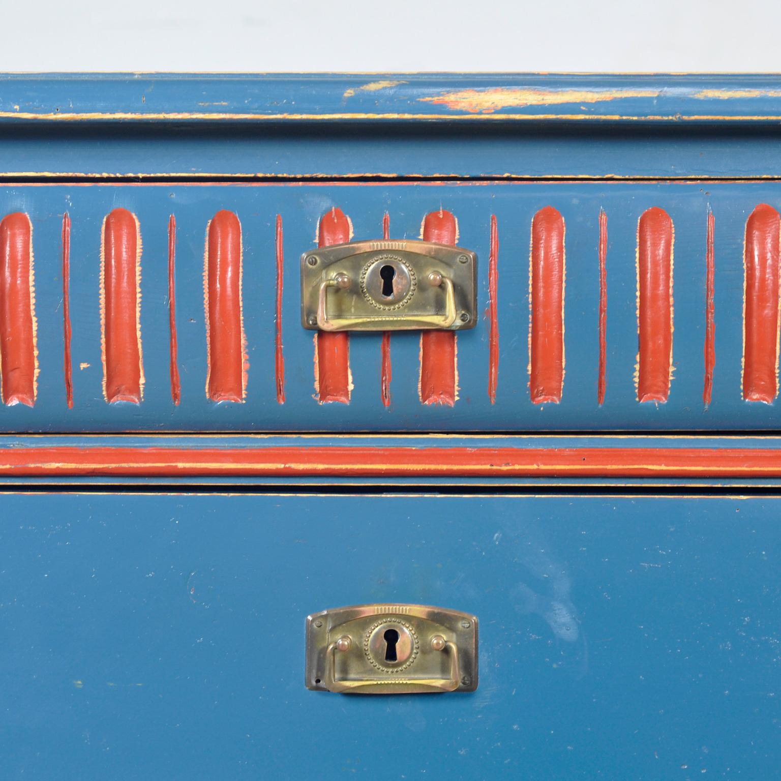 Cassettiera in pino, 1925 circa in vendita 5