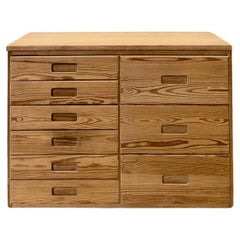 Pine Chest of Drawers