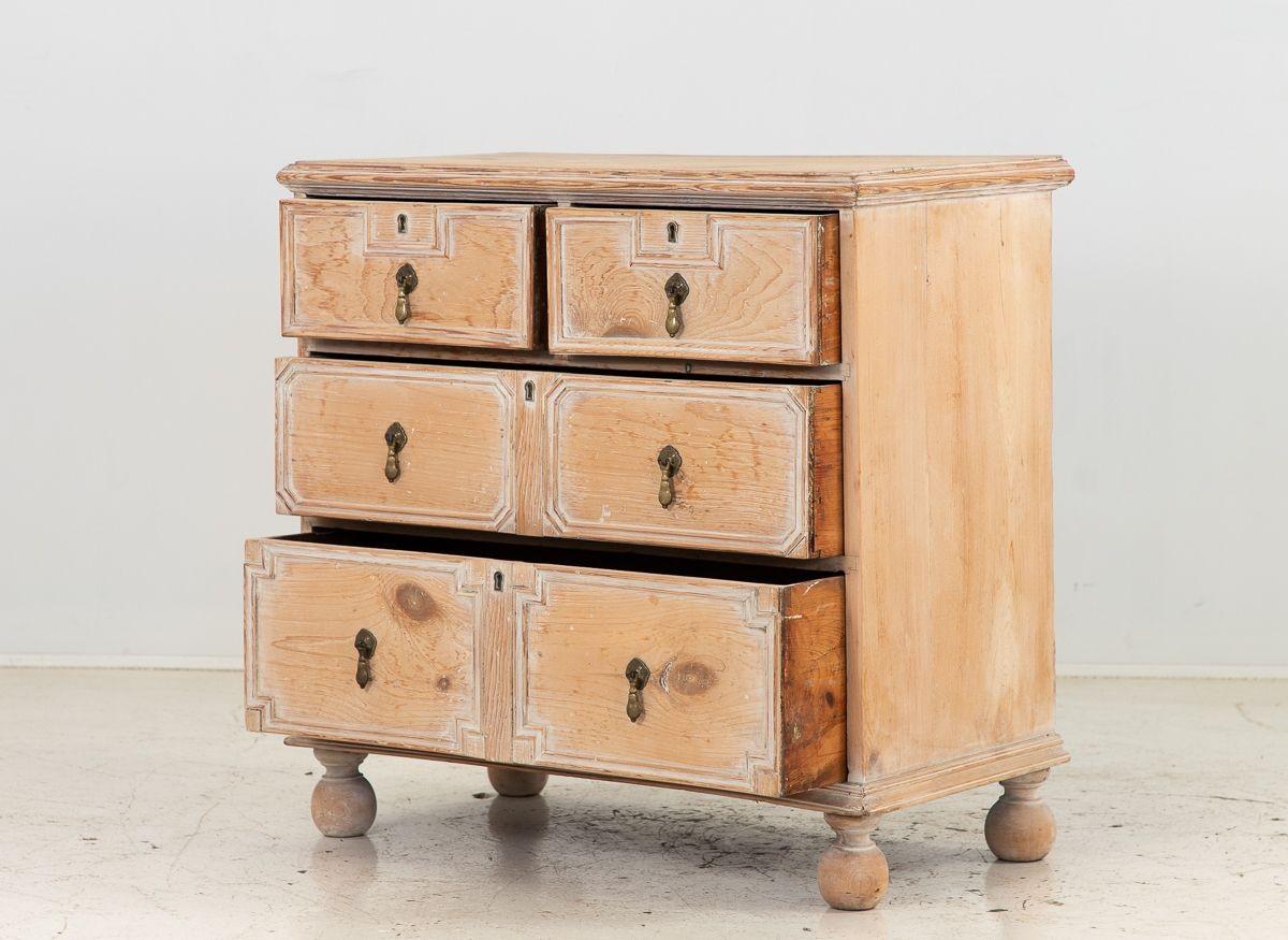 Pine Chest of Drawers with Applied Moldings, English 1860s In Good Condition In South Salem, NY