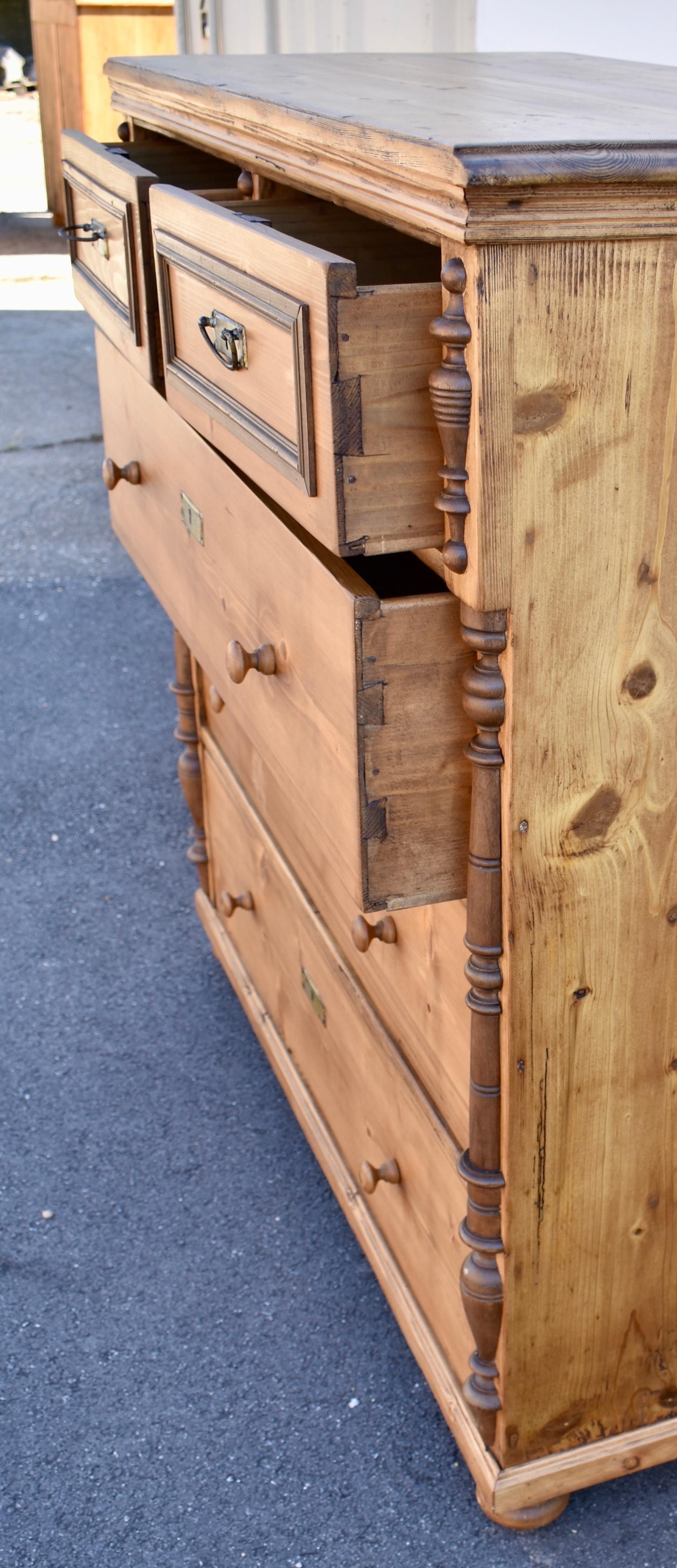 Pine Chest of Five Drawers For Sale 2