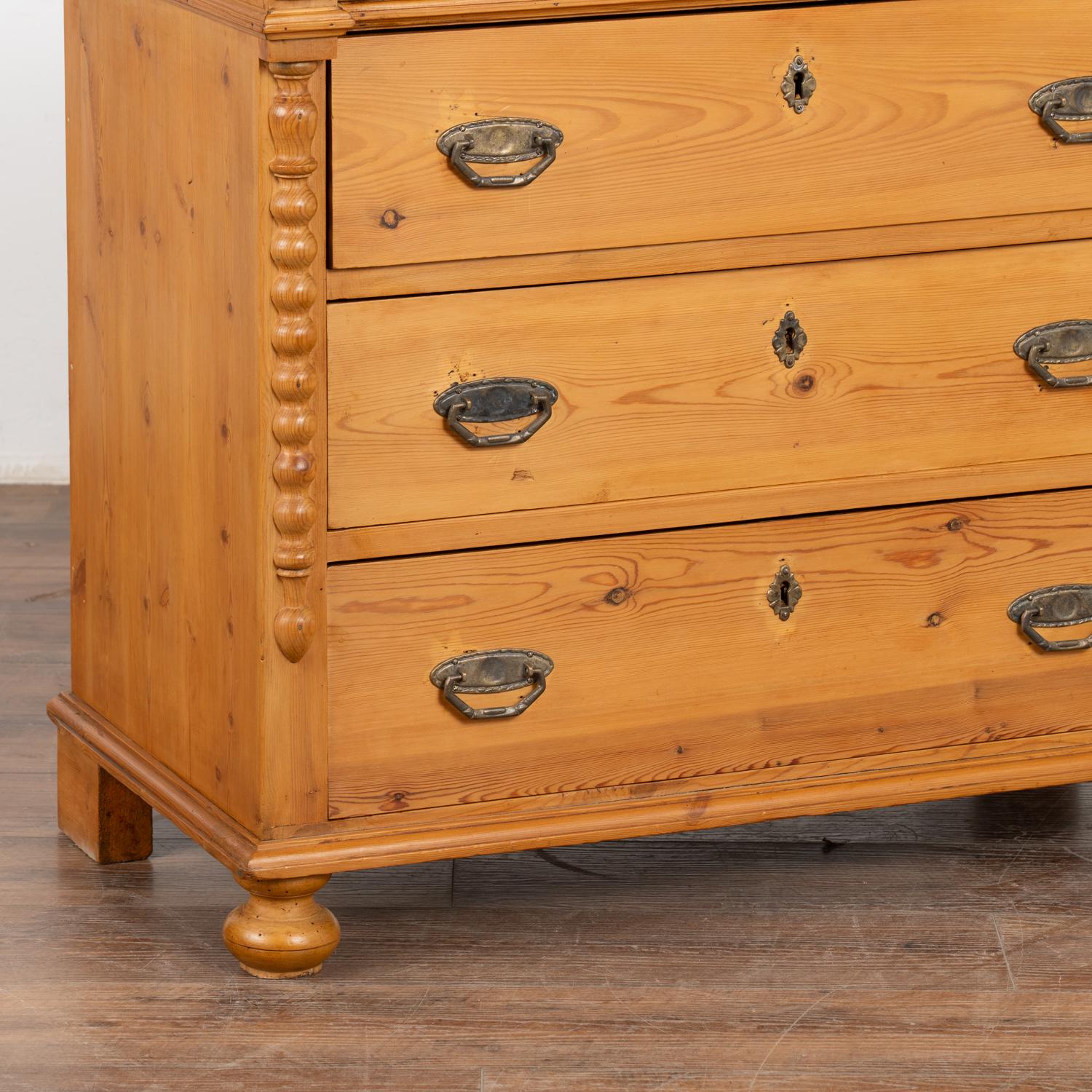 Pine Chest of Four Drawers, Denmark circa 1900 For Sale 3