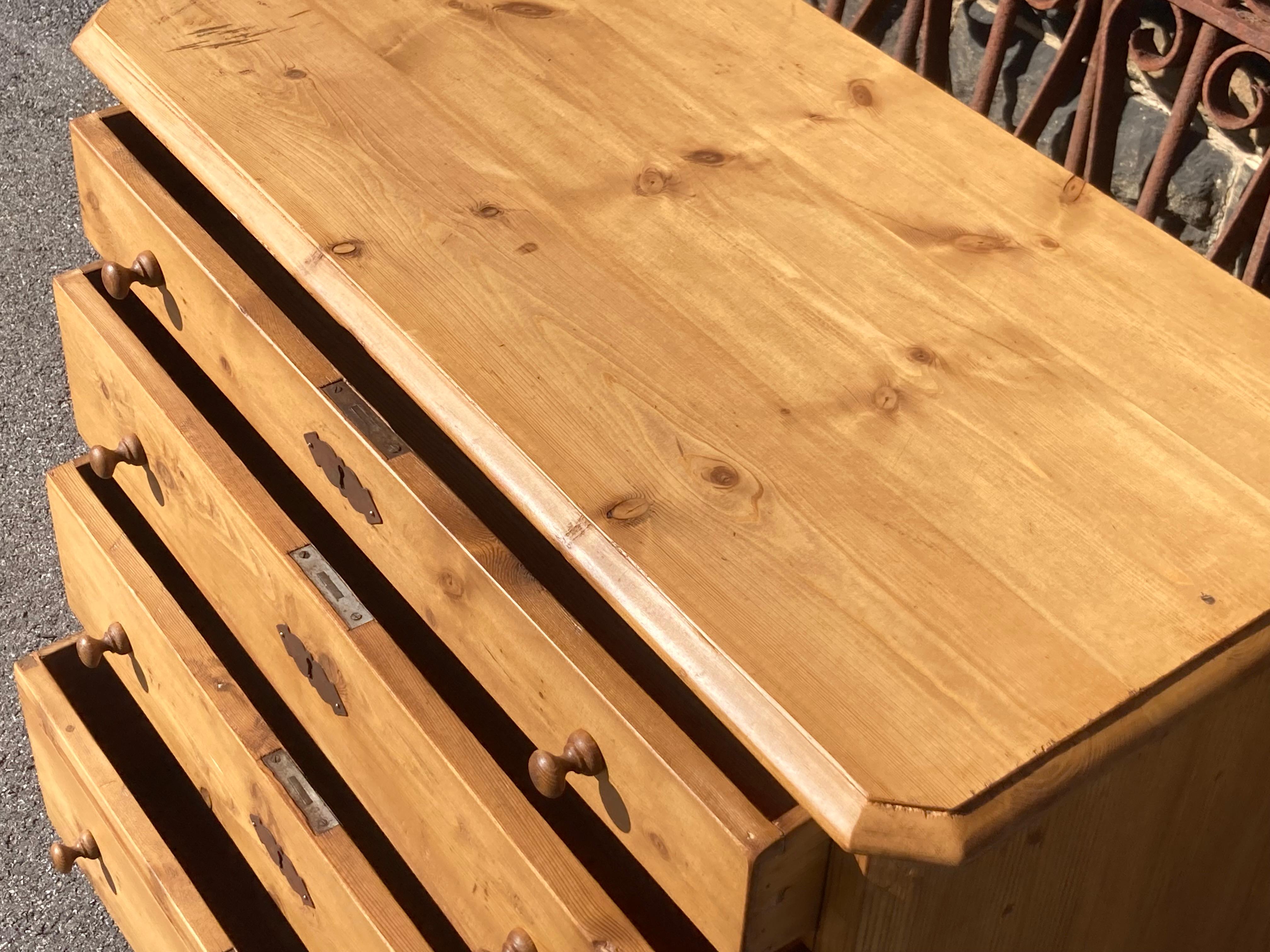 Pine Chest of Four Drawers For Sale 3