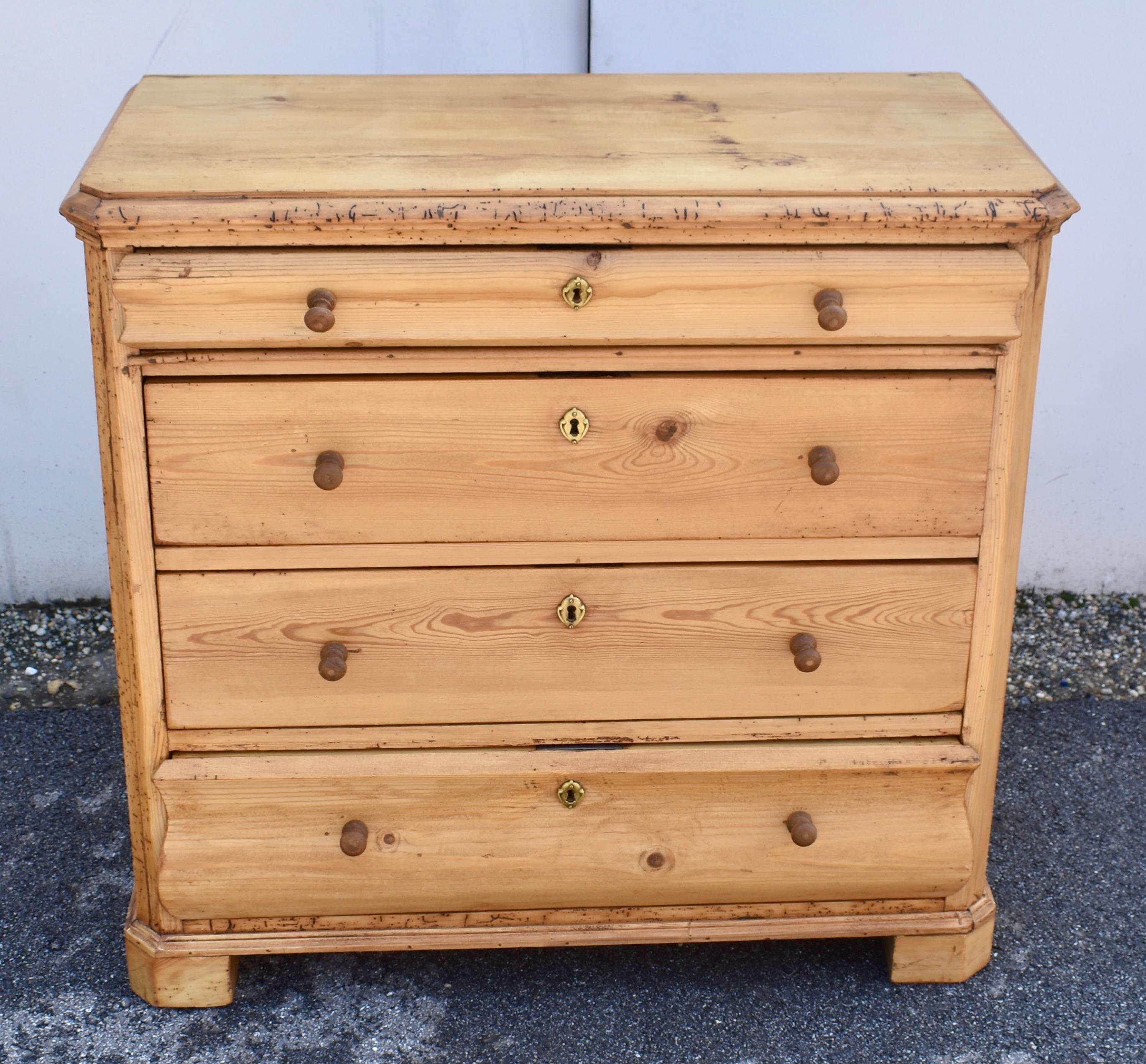 What a pretty little chest of drawers! The bold step-down edge to the top is created by applied ogee molding, cut to a chamfer at the front corners. The drawers are beautifully made, with delicate hand-cut dovetails, typical of Scandinavian