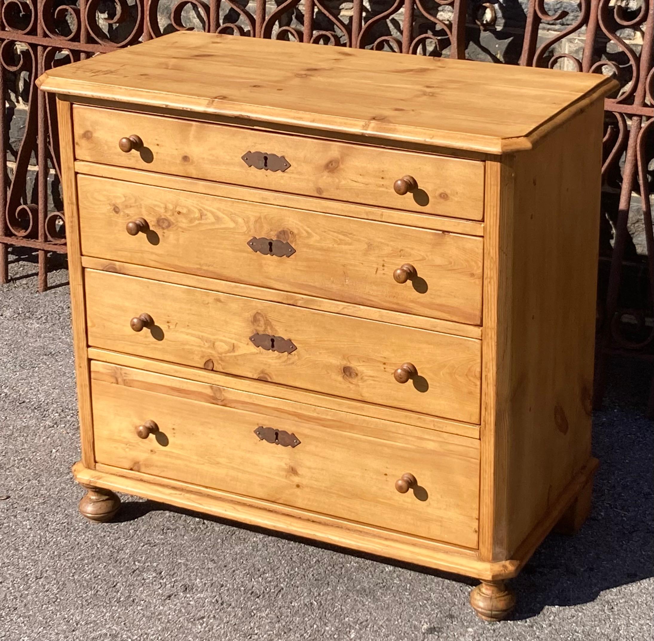 Country Pine Chest of Four Drawers For Sale
