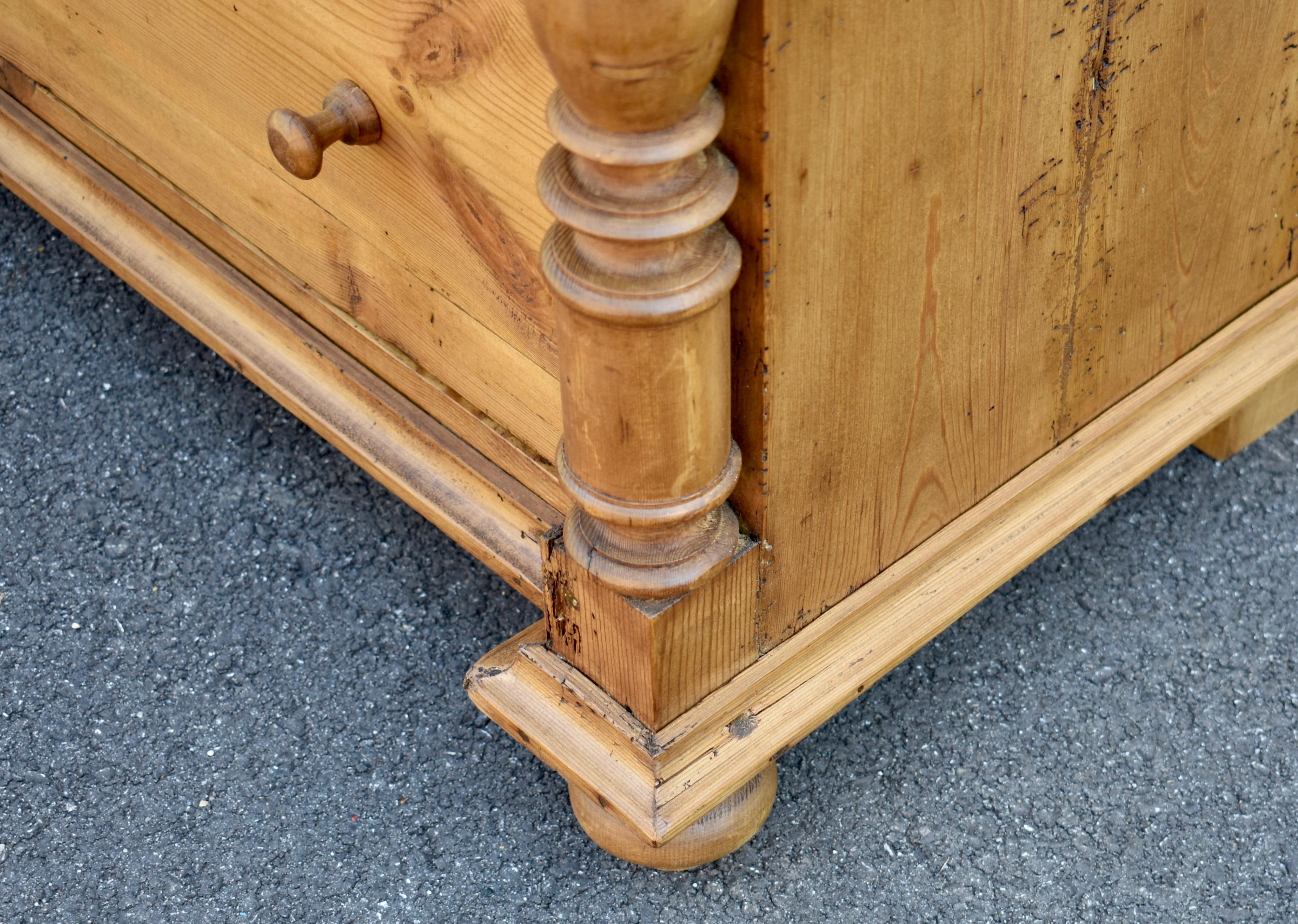 Country Pine Chest of Four Drawers For Sale