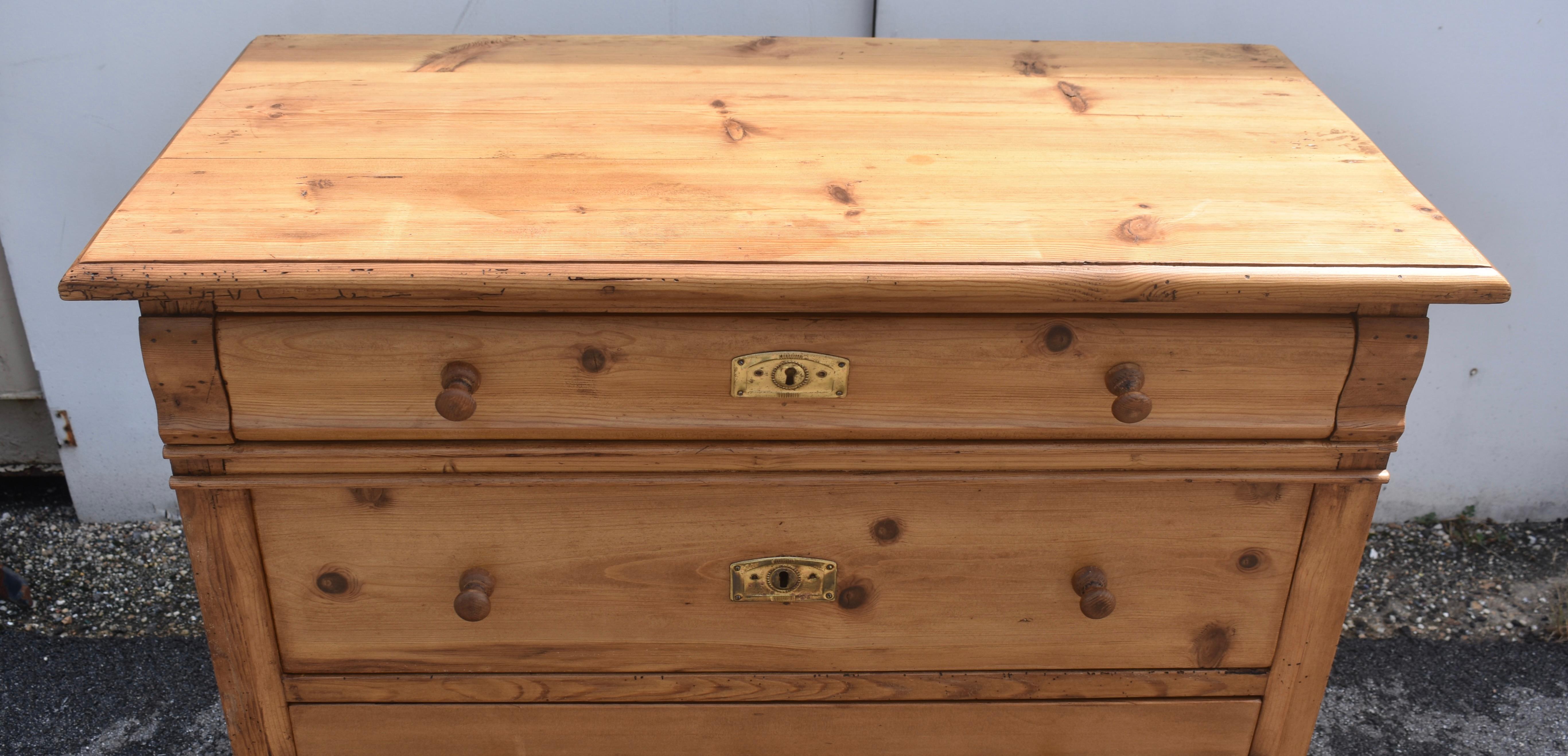 19th Century Pine Chest of Four Drawers For Sale